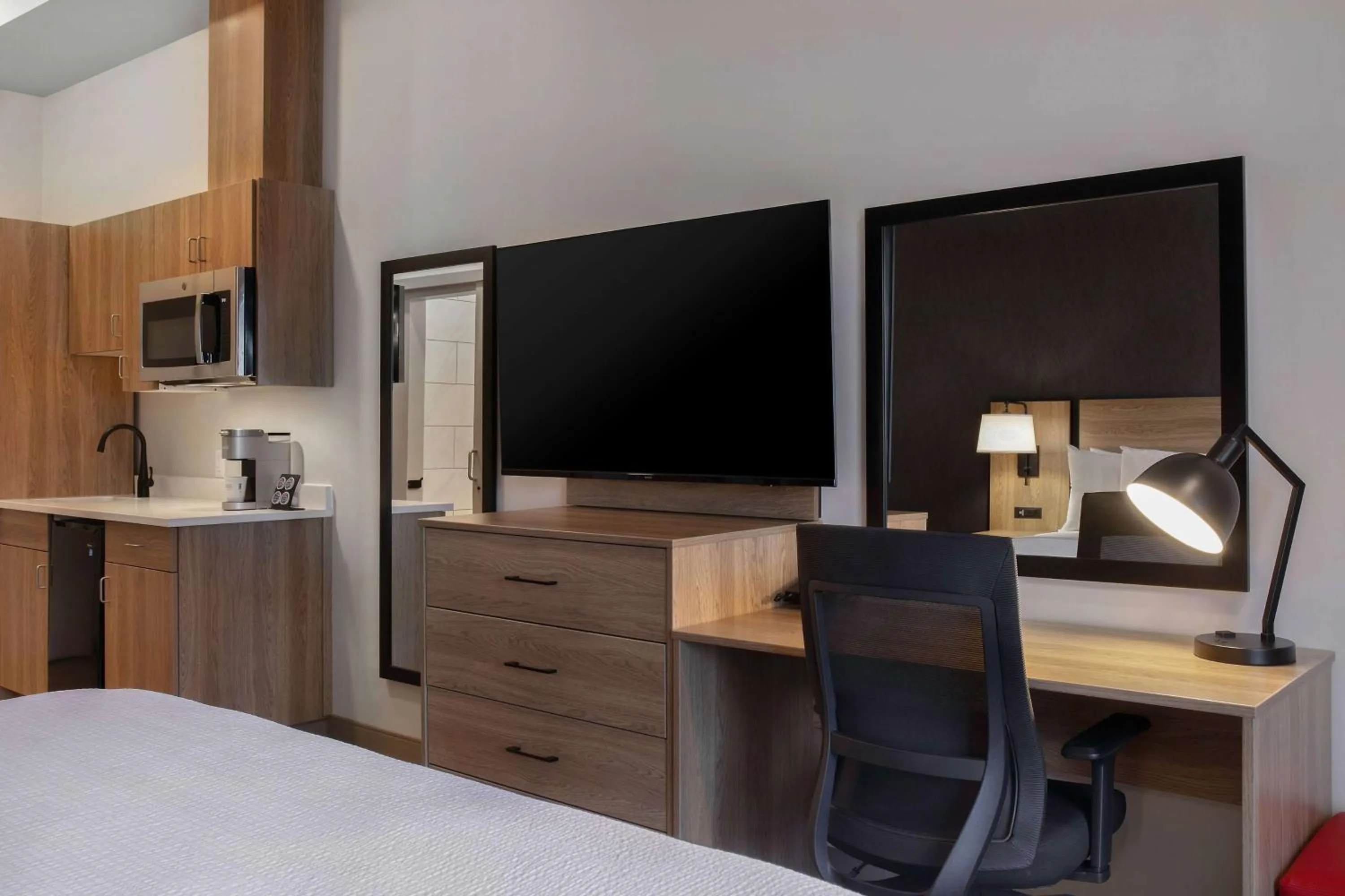 Photo of the whole room in Ramada by Wyndham Cochrane