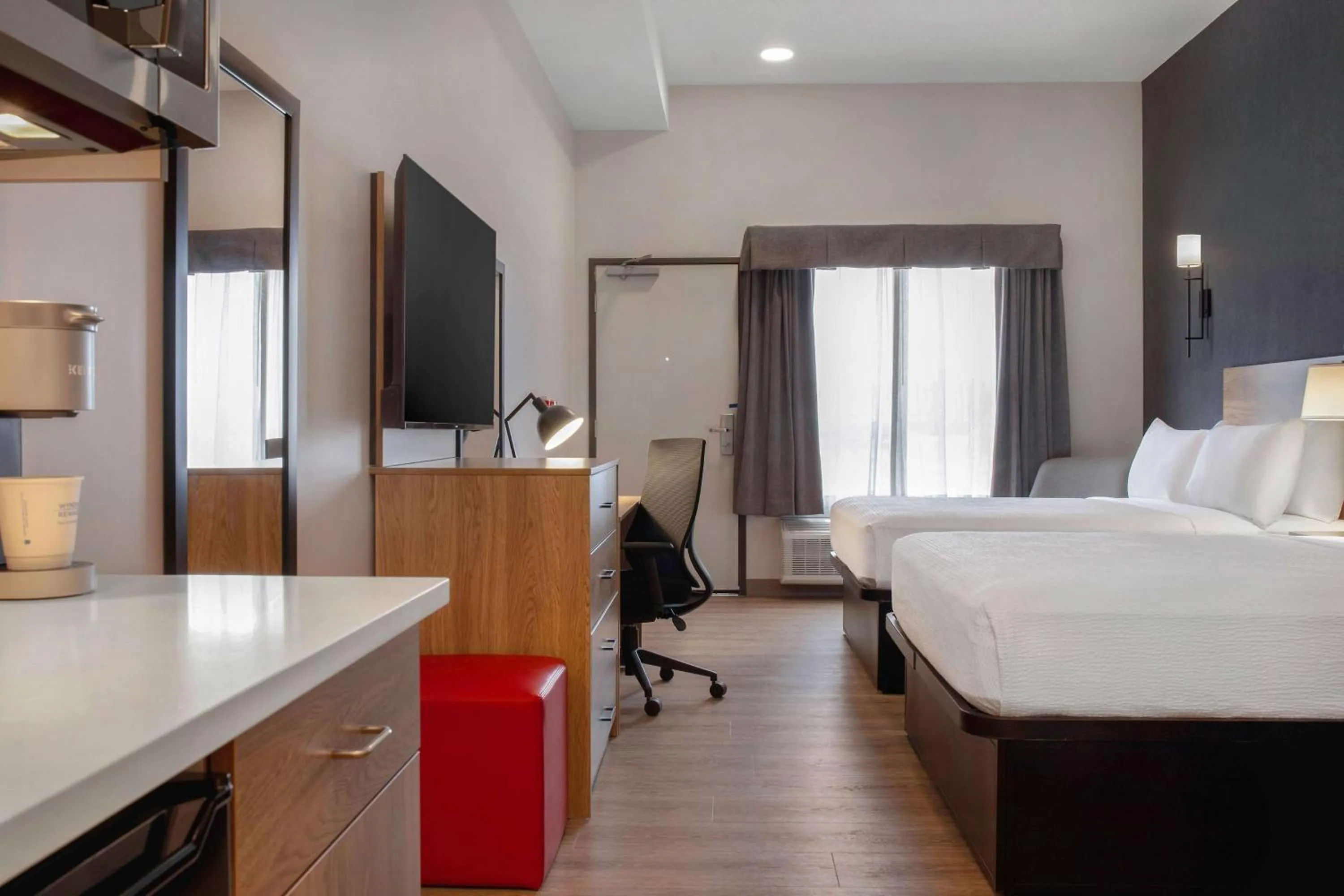 Photo of the whole room in Ramada by Wyndham Cochrane