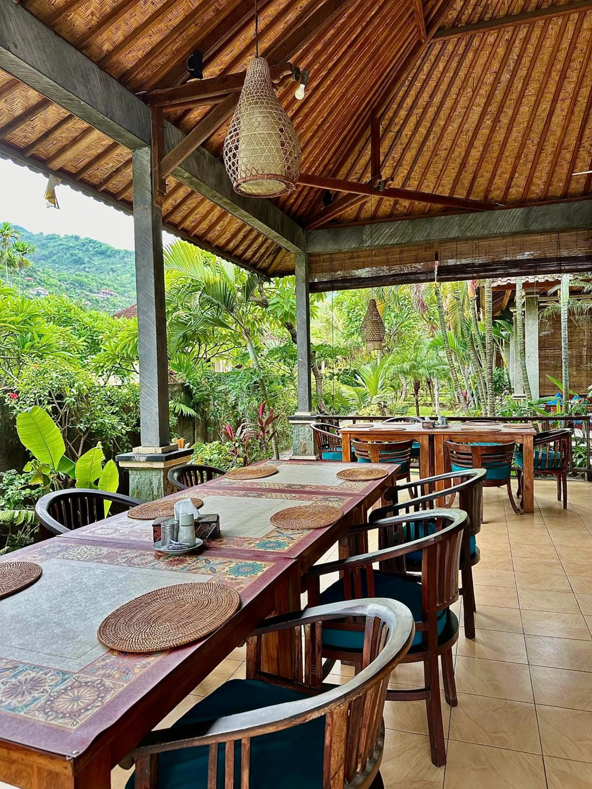 Restaurant/places to eat in Bali Bhuana Beach Cottages