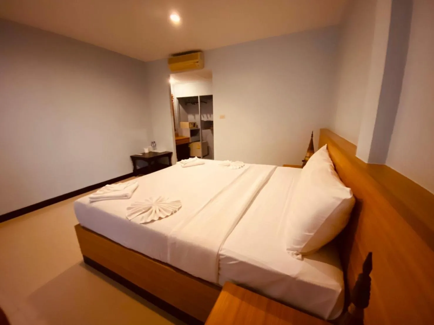 Bedroom, Bed in Delight Resort