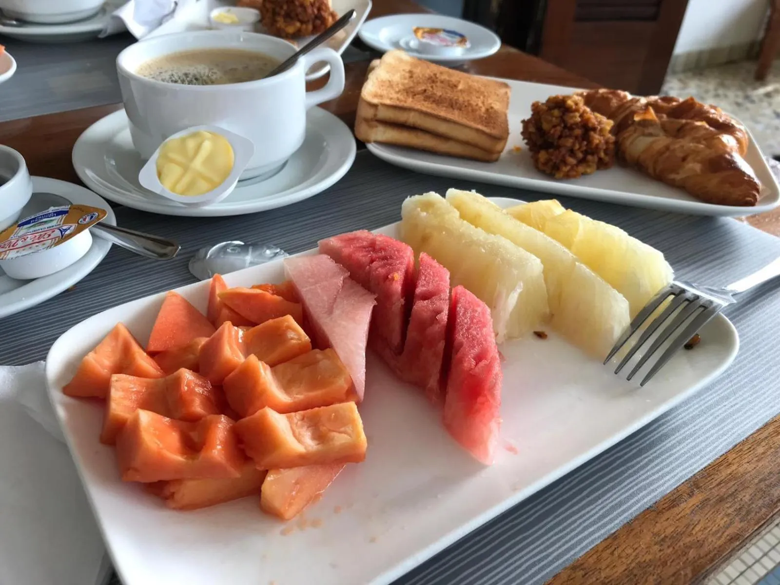 Breakfast in Villa Ekabo