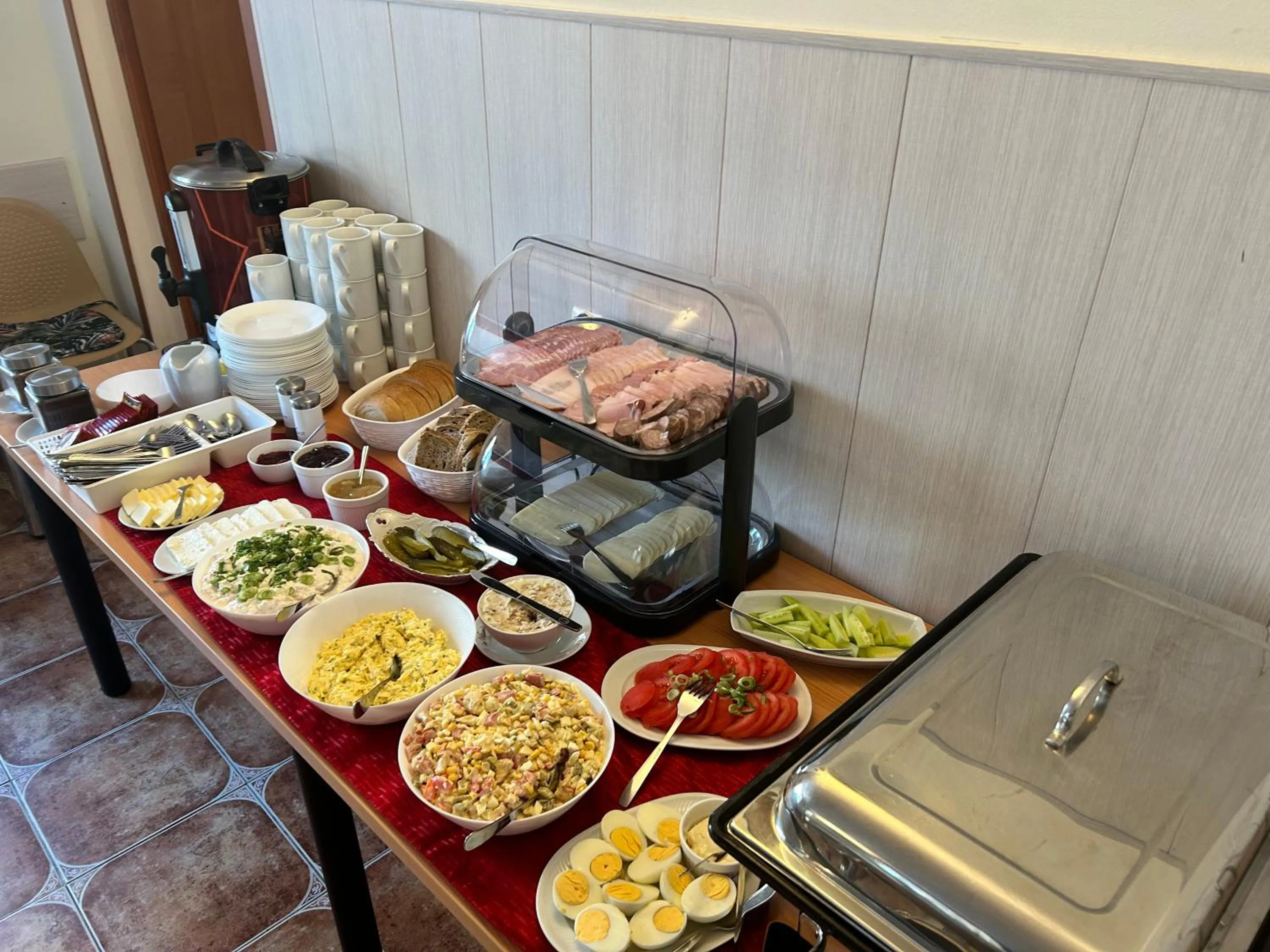 Buffet breakfast in Willa Safona