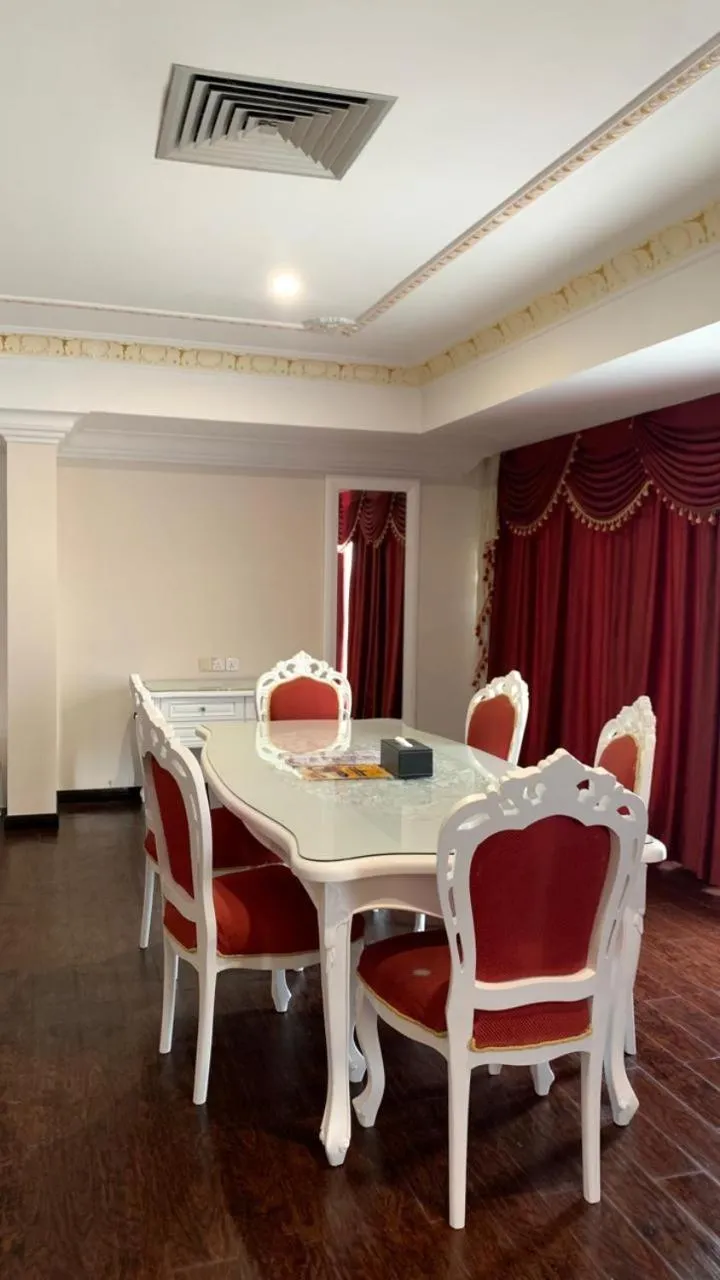 Pacific Palace Hotel