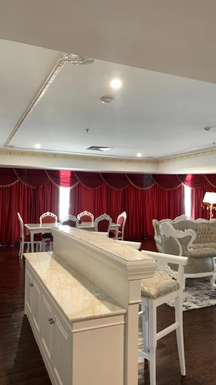 Pacific Palace Hotel