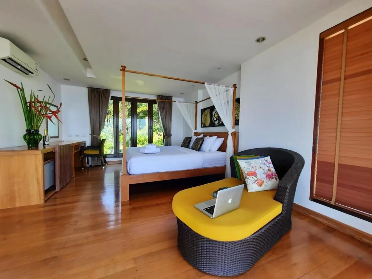 Bed in Plub Pla Koh Mak Retreat