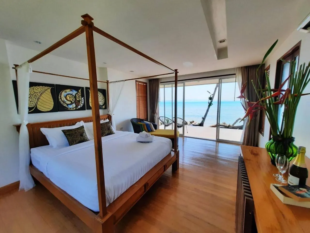 Bed in Plub Pla Koh Mak Retreat