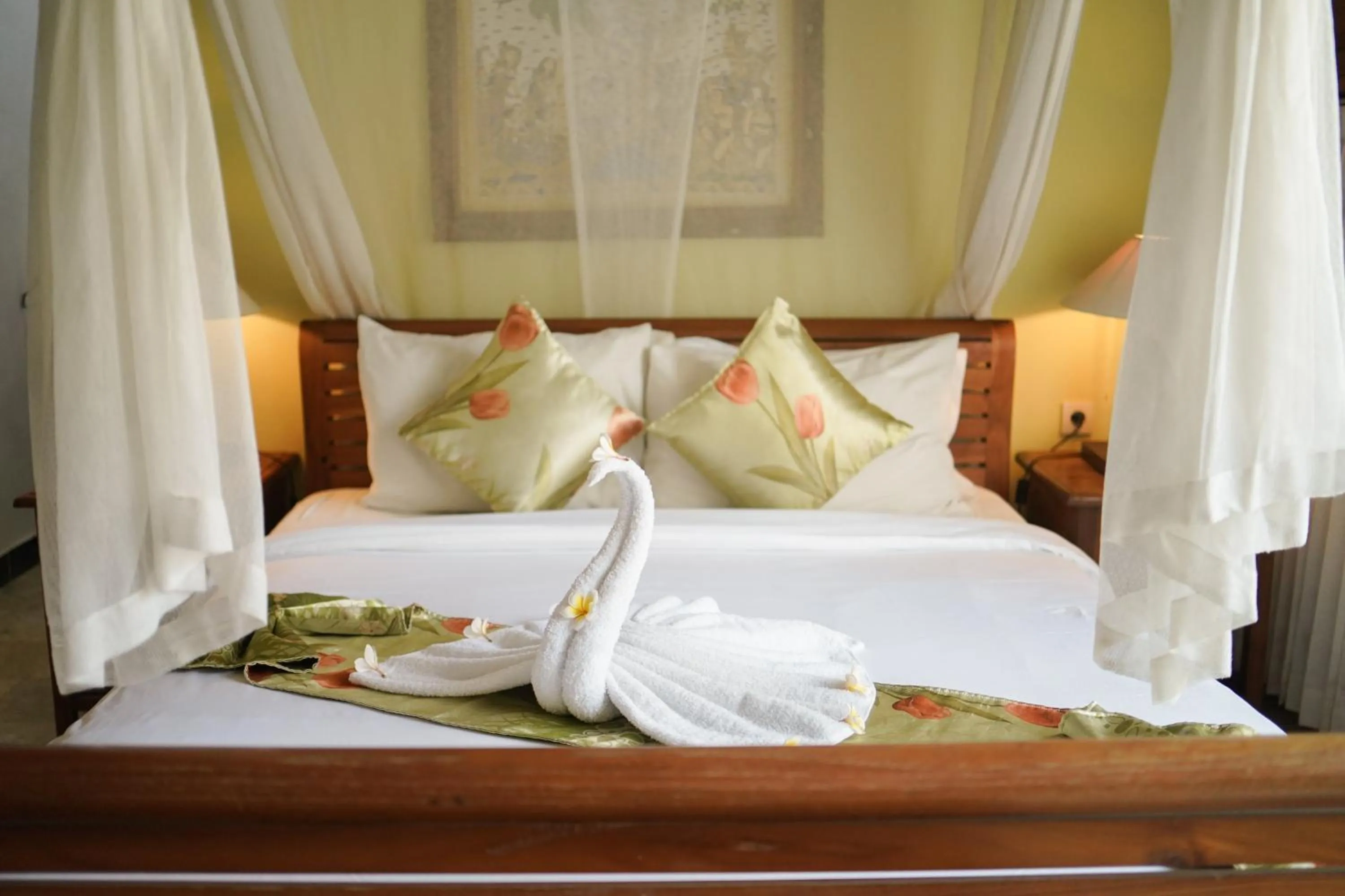 Bed in Apa Kabar Villas