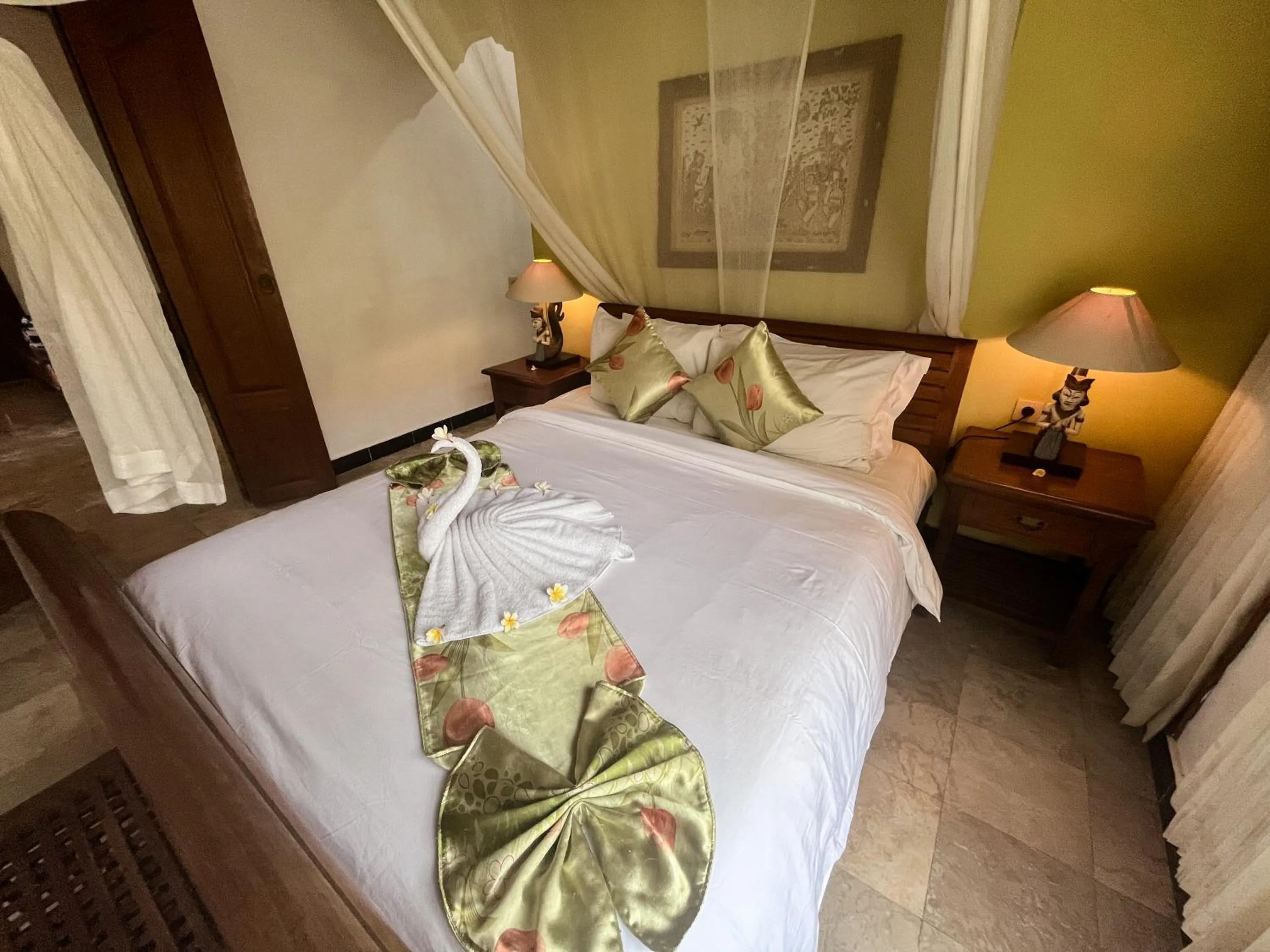 Bed in Apa Kabar Villas