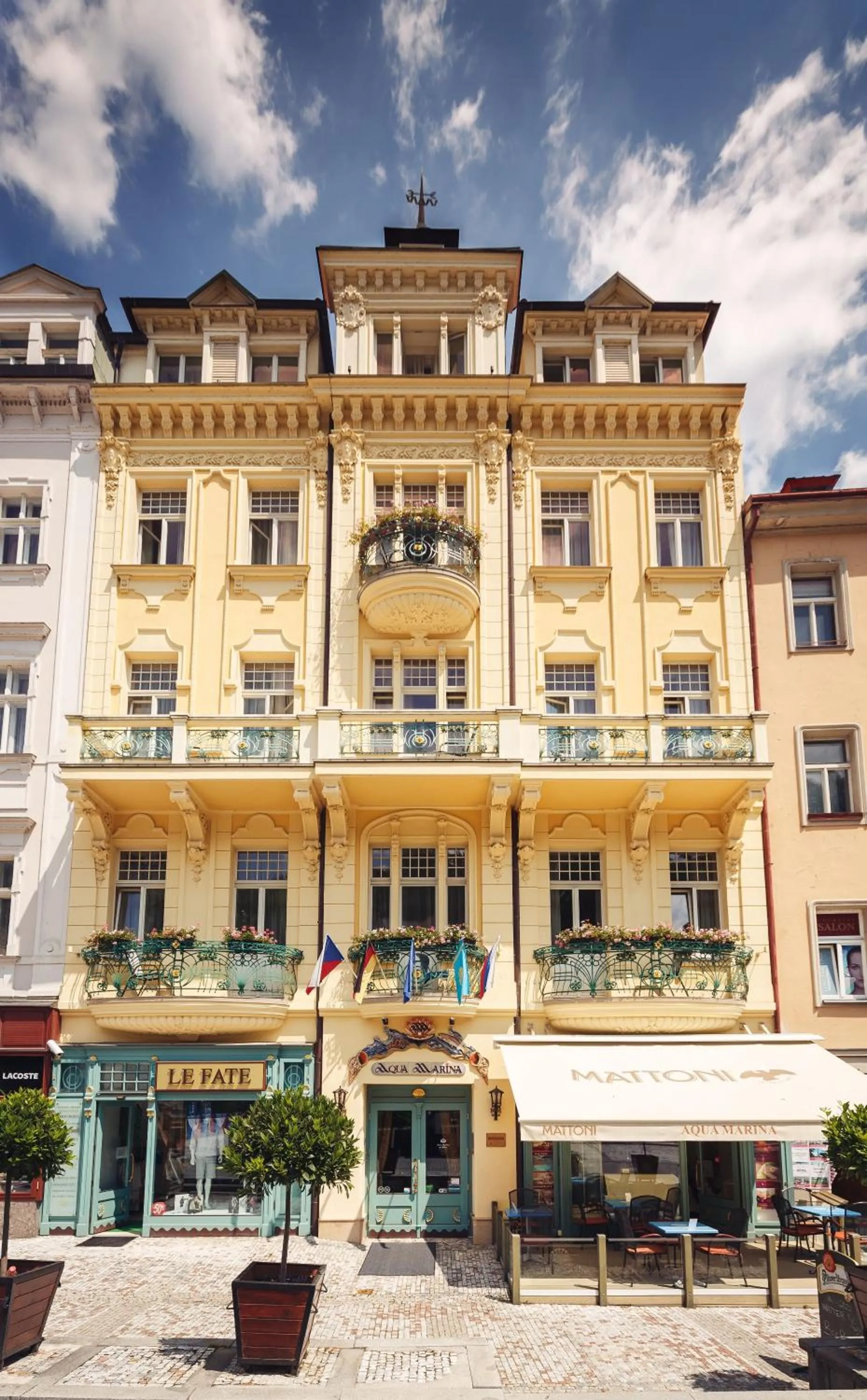 Facade/entrance in Aqua Marina