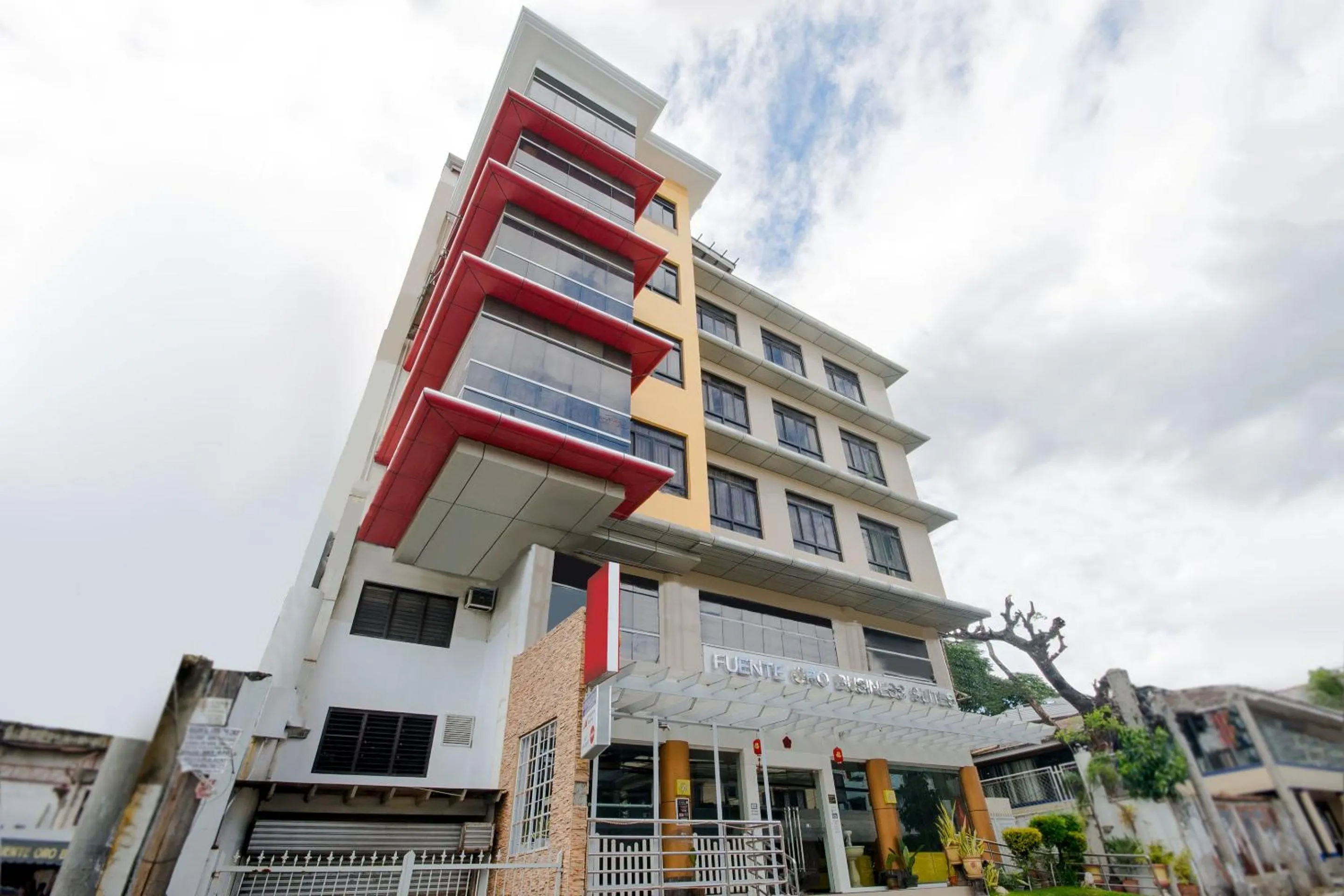 Fuente Oro Business Suites Cebu