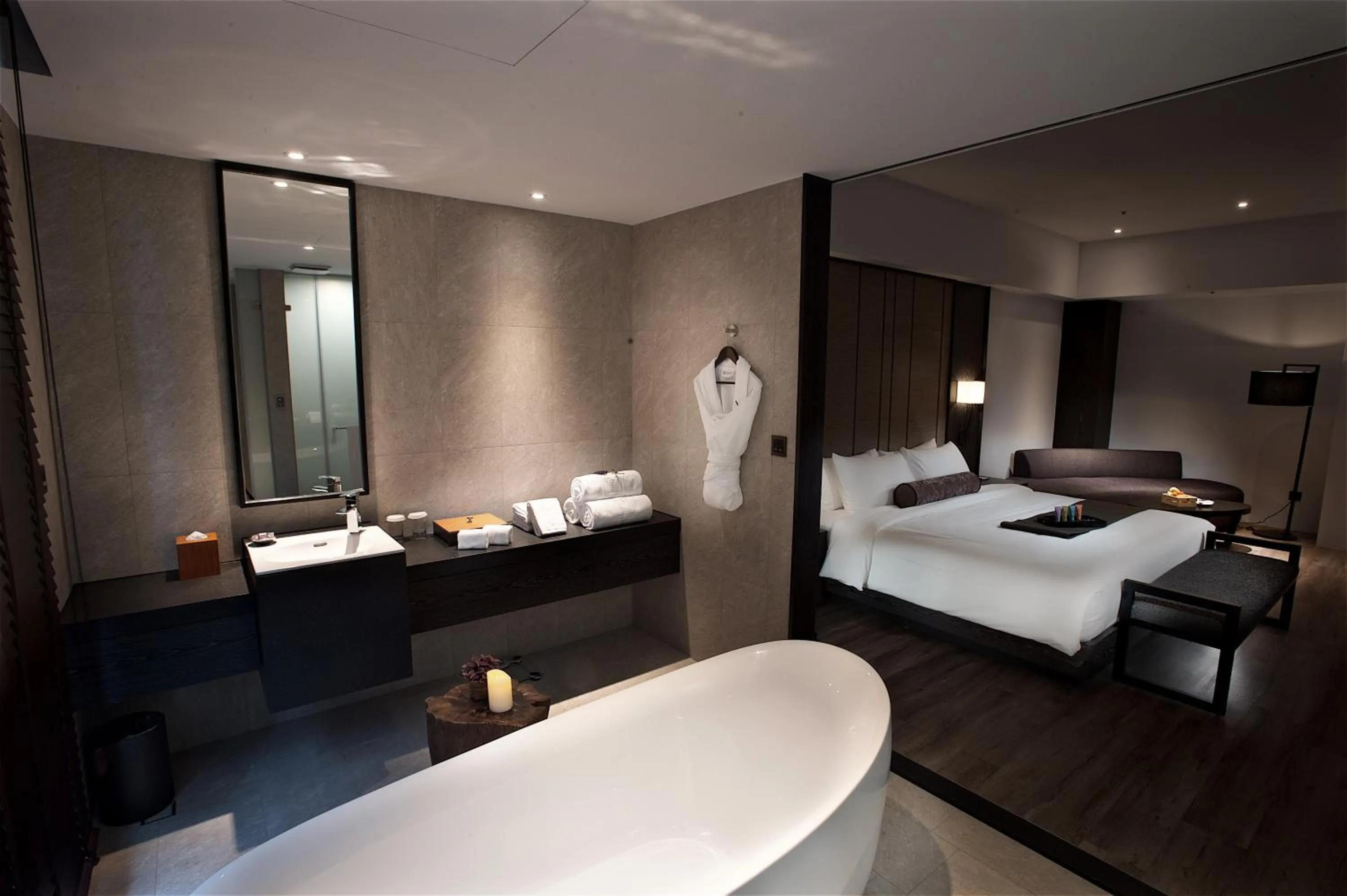 Photo of the whole room, Bed in Gaeavilla Resort