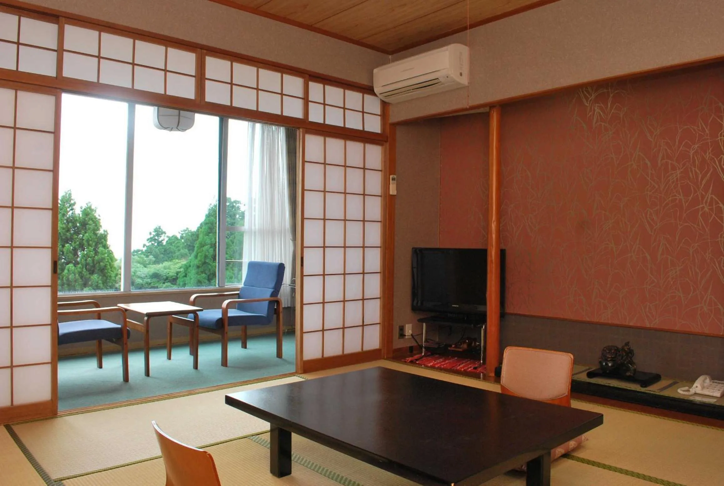 Photo of the whole room in Kirishima Kanko Hotel