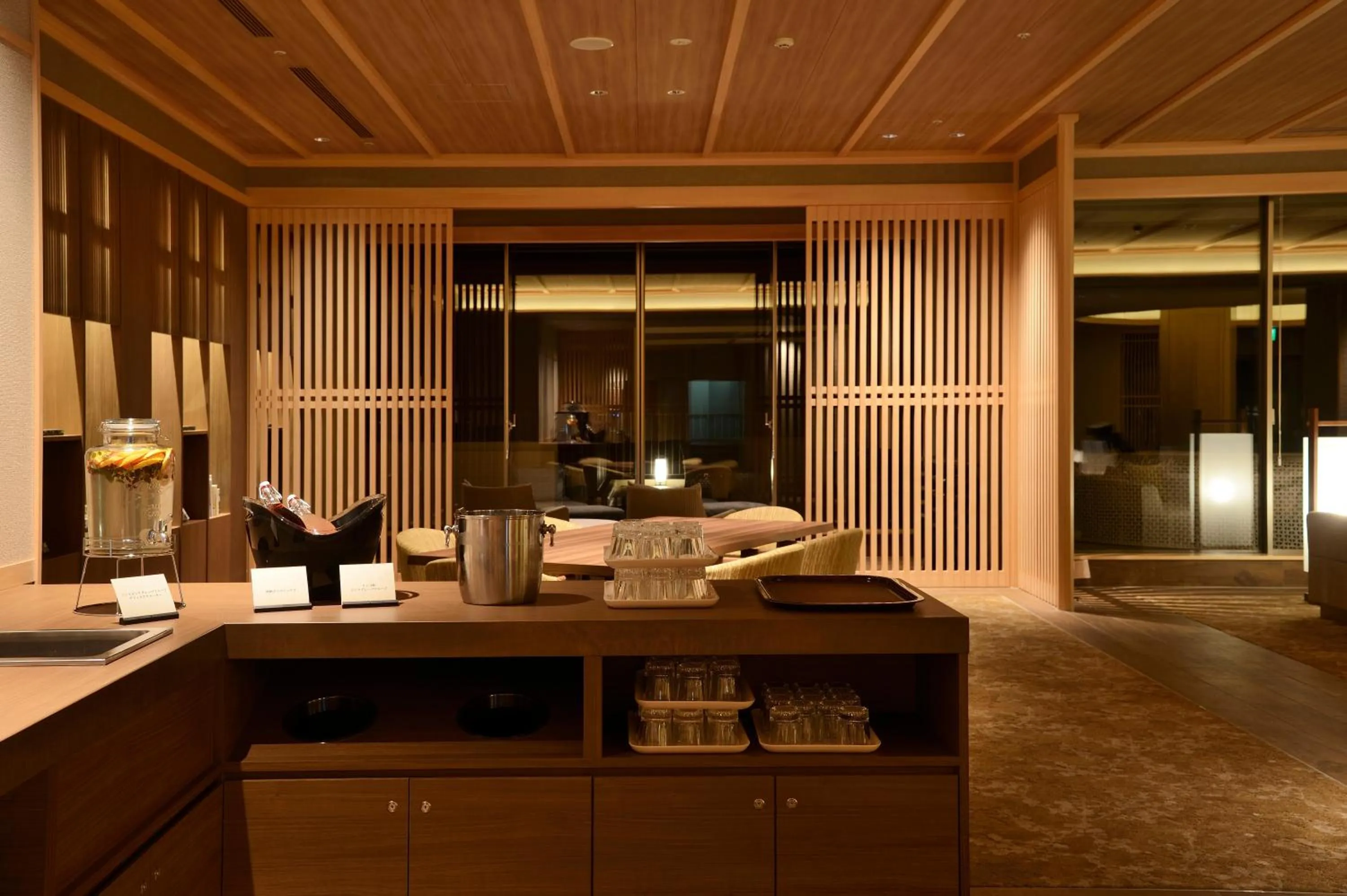 Communal lounge/ TV room in KAMENOI HOTEL Izukogen