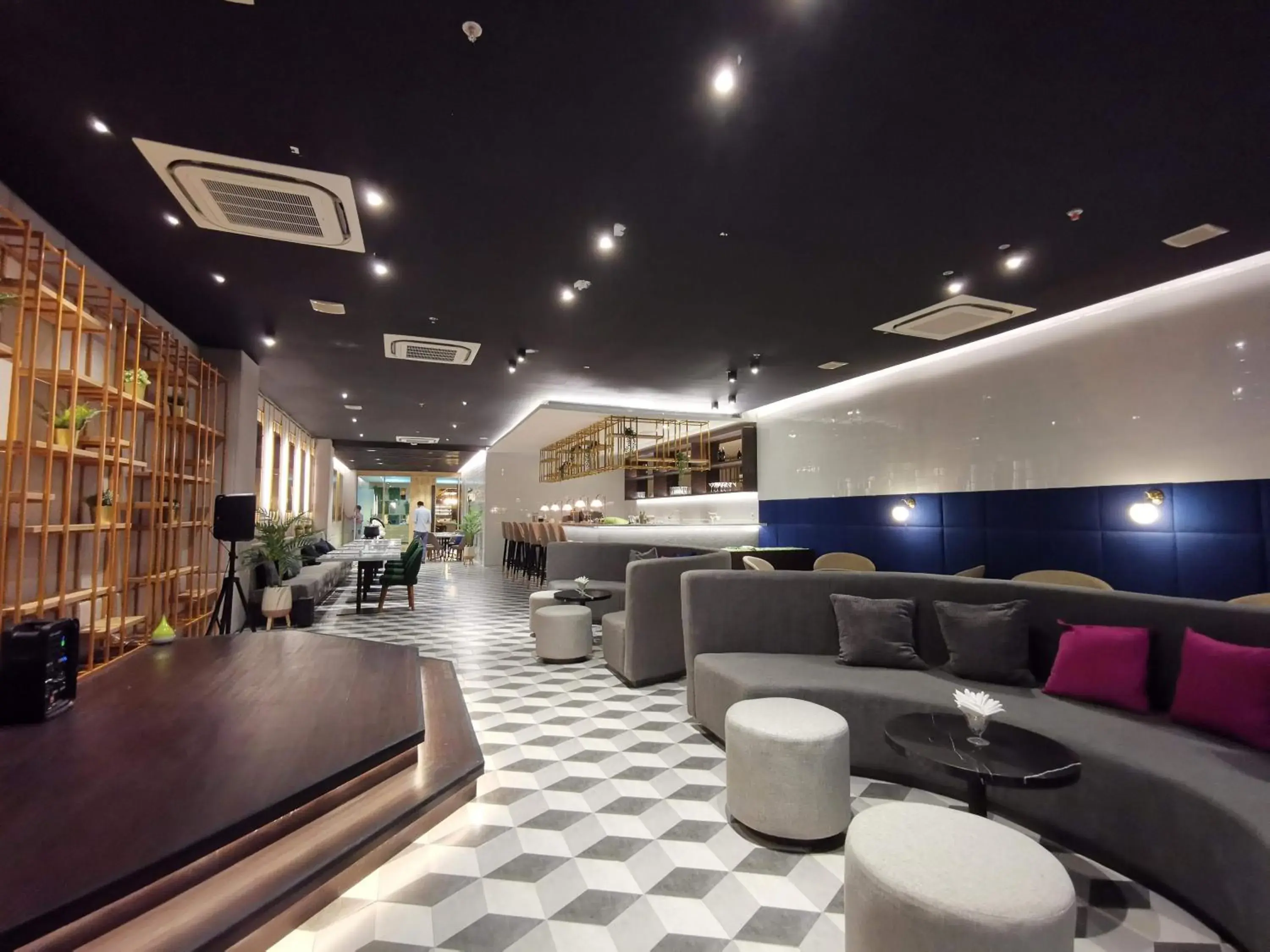 Lounge or bar in PALM PARK Hotel Surabaya Lounge or bar in PALM PARK Hotel Surabaya