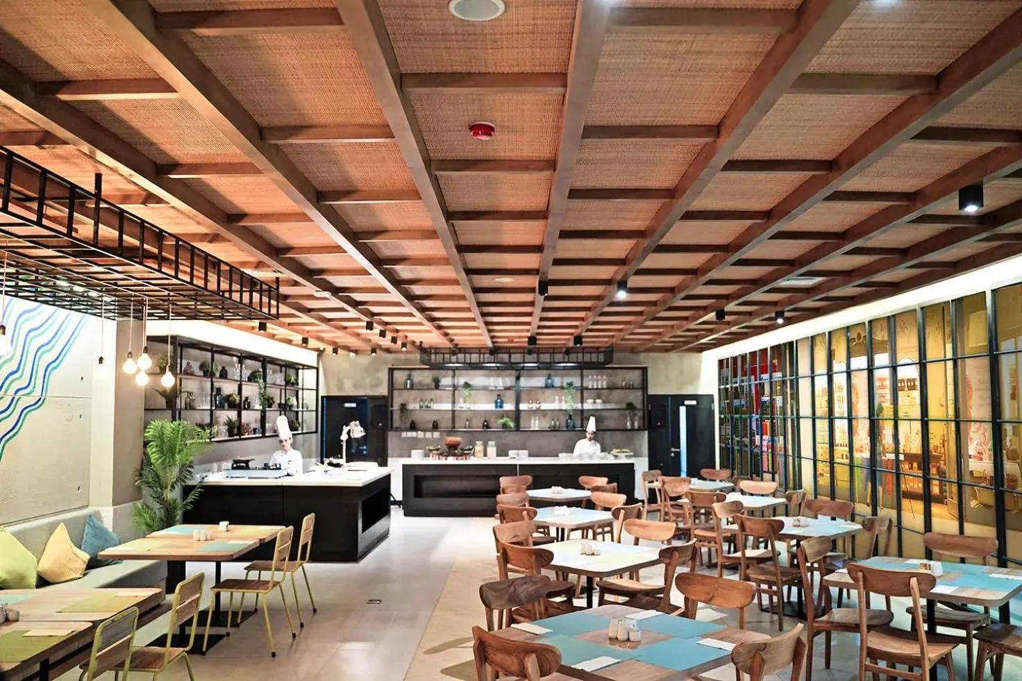 Restaurant/places to eat in PALM PARK Hotel Surabaya Restaurant/places to eat in PALM PARK Hotel Surabaya