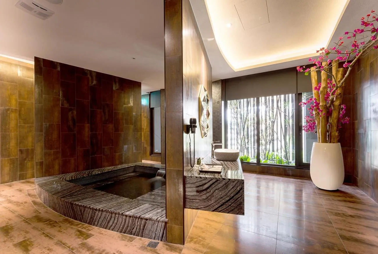 Shower in Norwegian Forest Leisure Motel