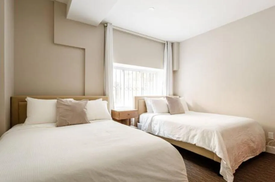 Bedroom, Bed in Parc Avenue Residences Mile End