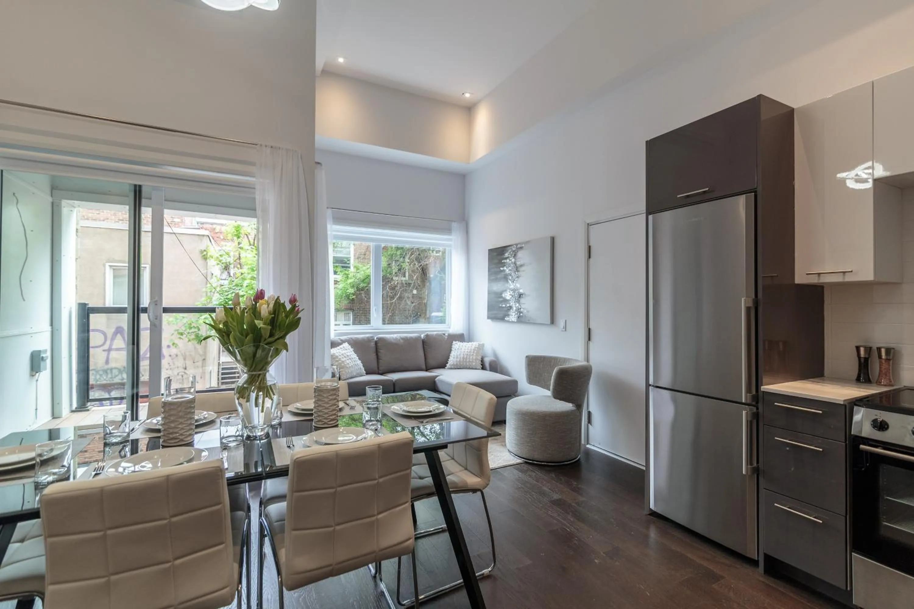 Seating area in Parc Avenue Residences Mile End