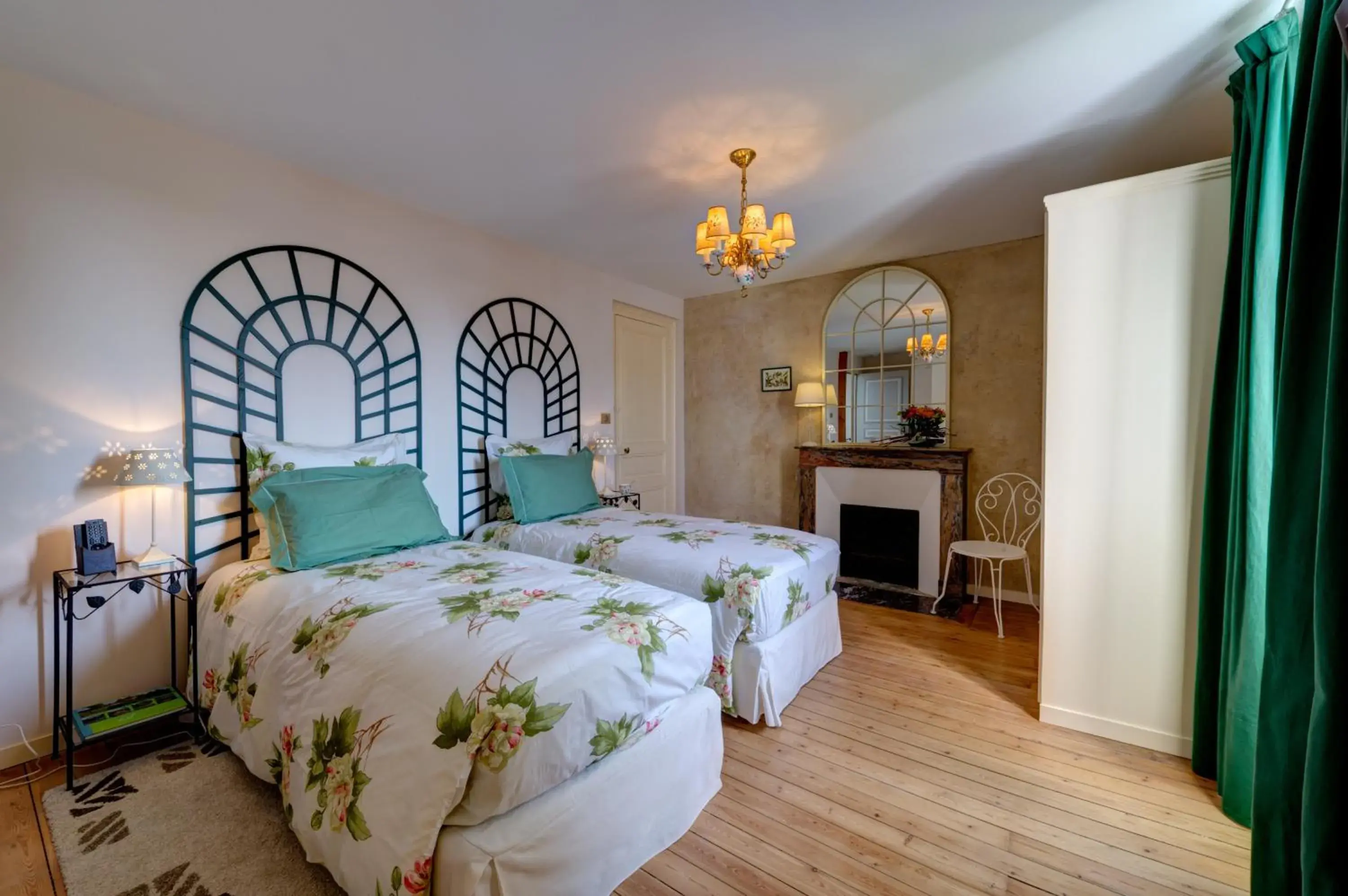 Double or Twin Room - single occupancy in Maison de la Garenne & Spa Double or Twin Room - single occupancy in Maison de la Garenne & Spa