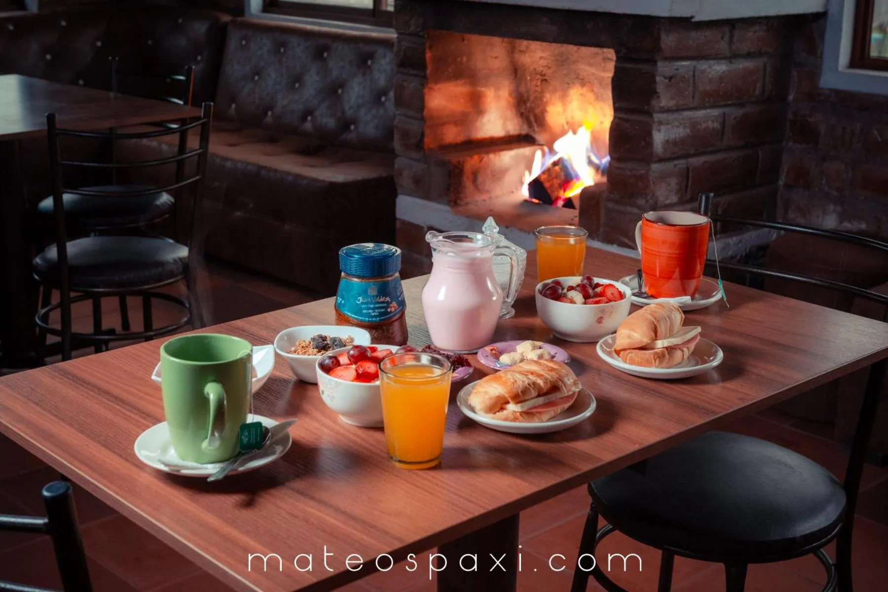 Double Room with Private External Bathroom in Mateospaxi