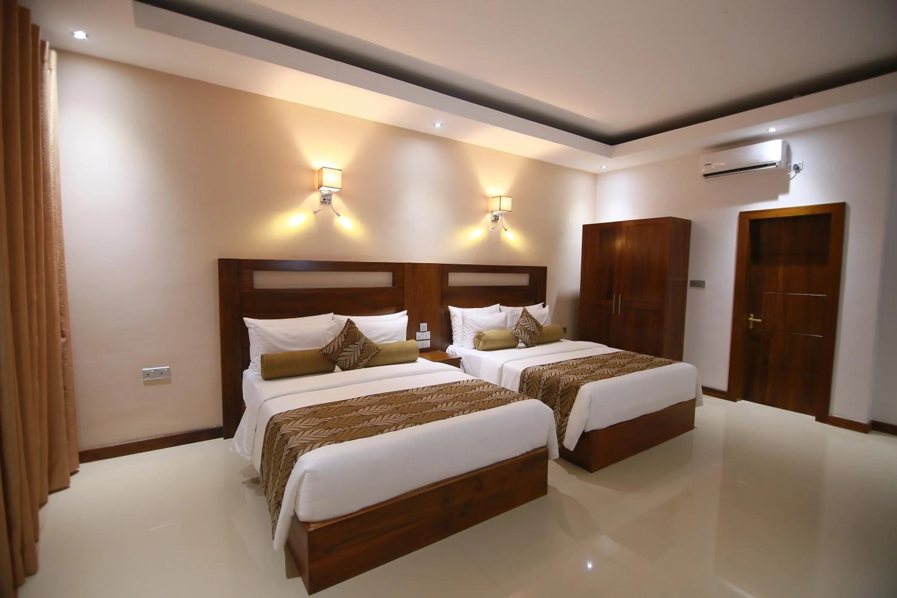 Bed in Rivendell Hotel