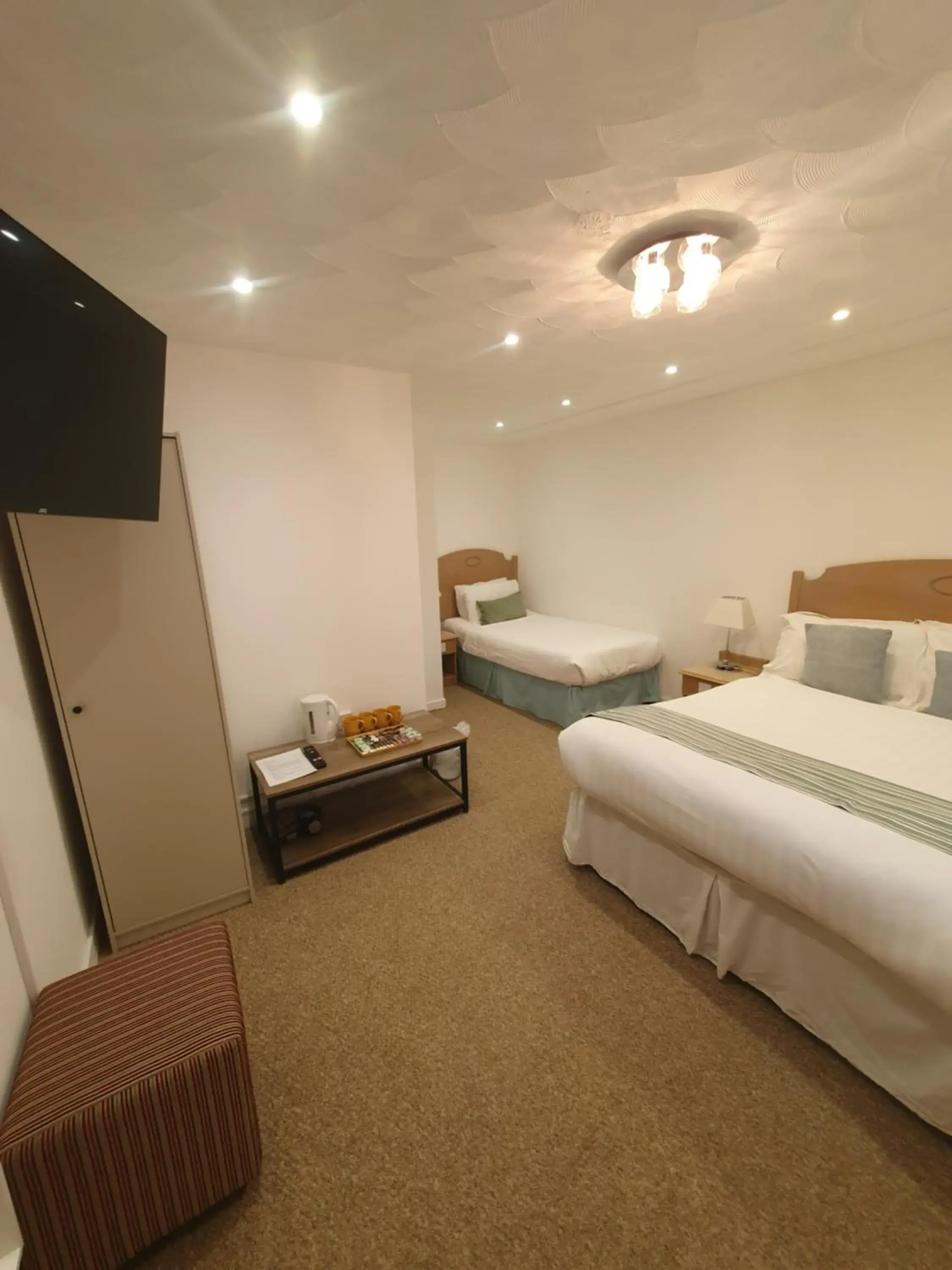 Twin Room in The Manor Guest House Twin Room in The Manor Guest House