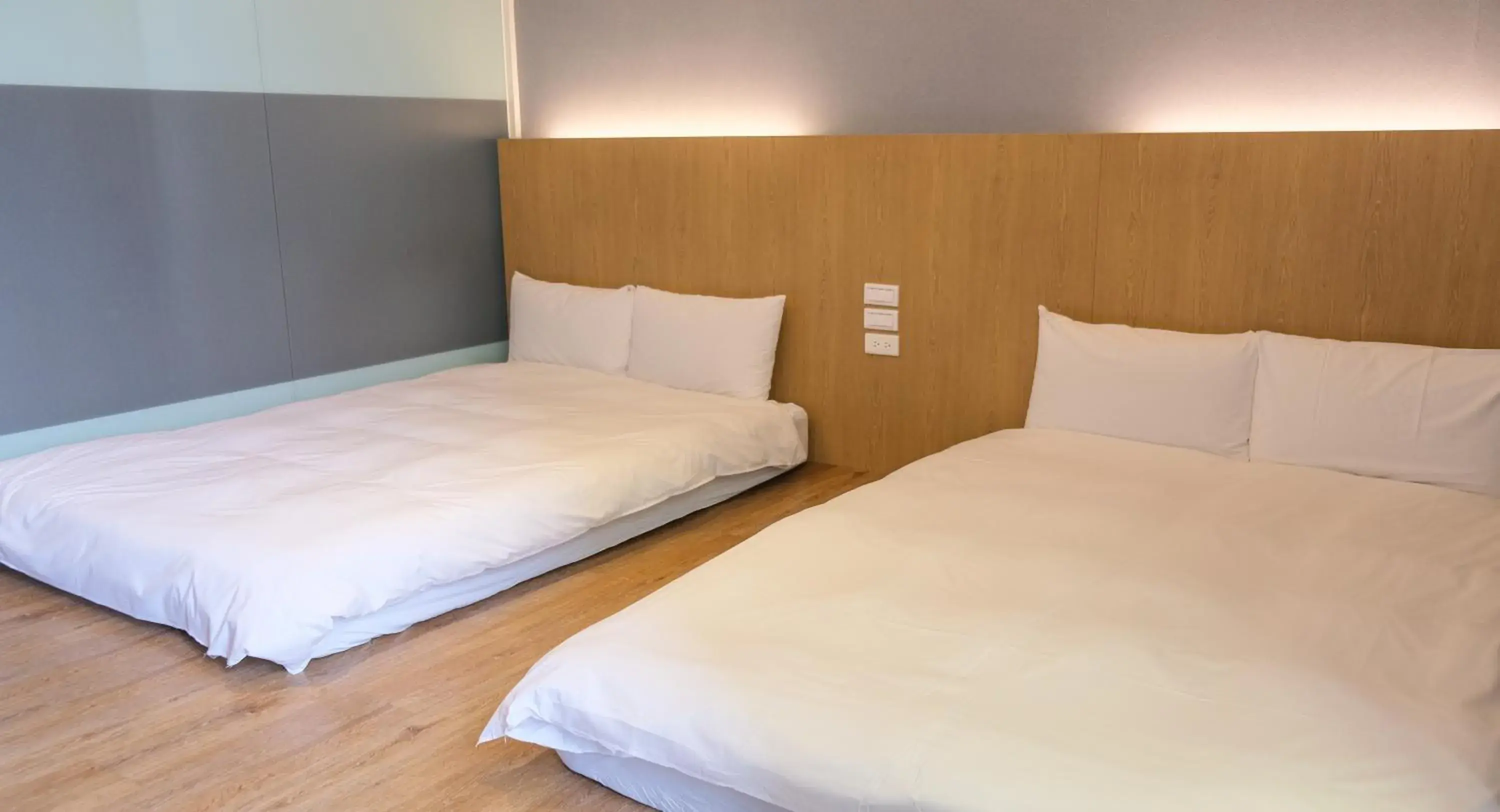 Japanese-Style Quadruple Room in Taitung Railway Inn Japanese-Style Quadruple Room in Taitung Railway Inn