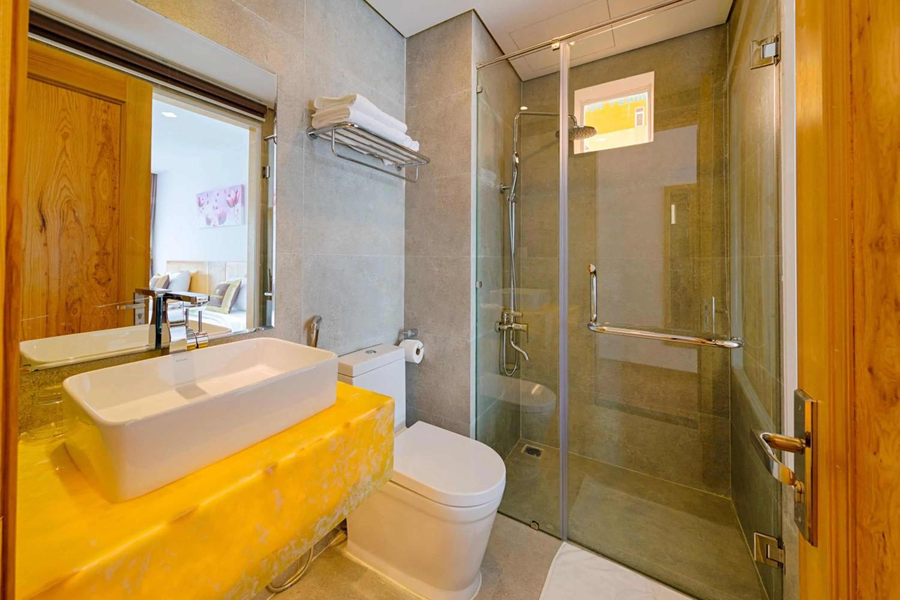 Toilet in Rosabella Boutique Hotel