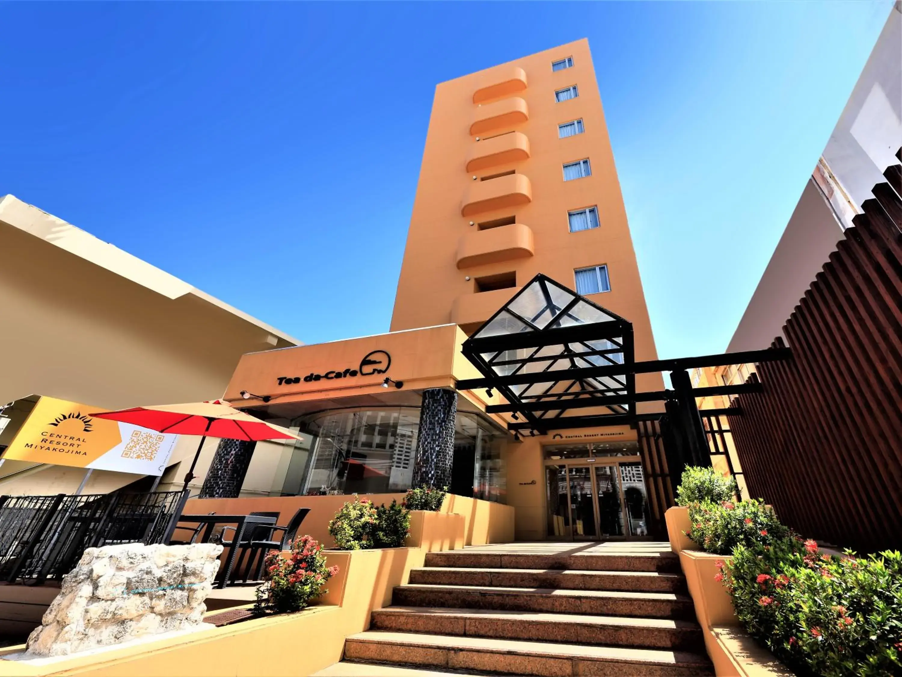 Property Building in Central Resort Miyakojima Property Building in Central Resort Miyakojima