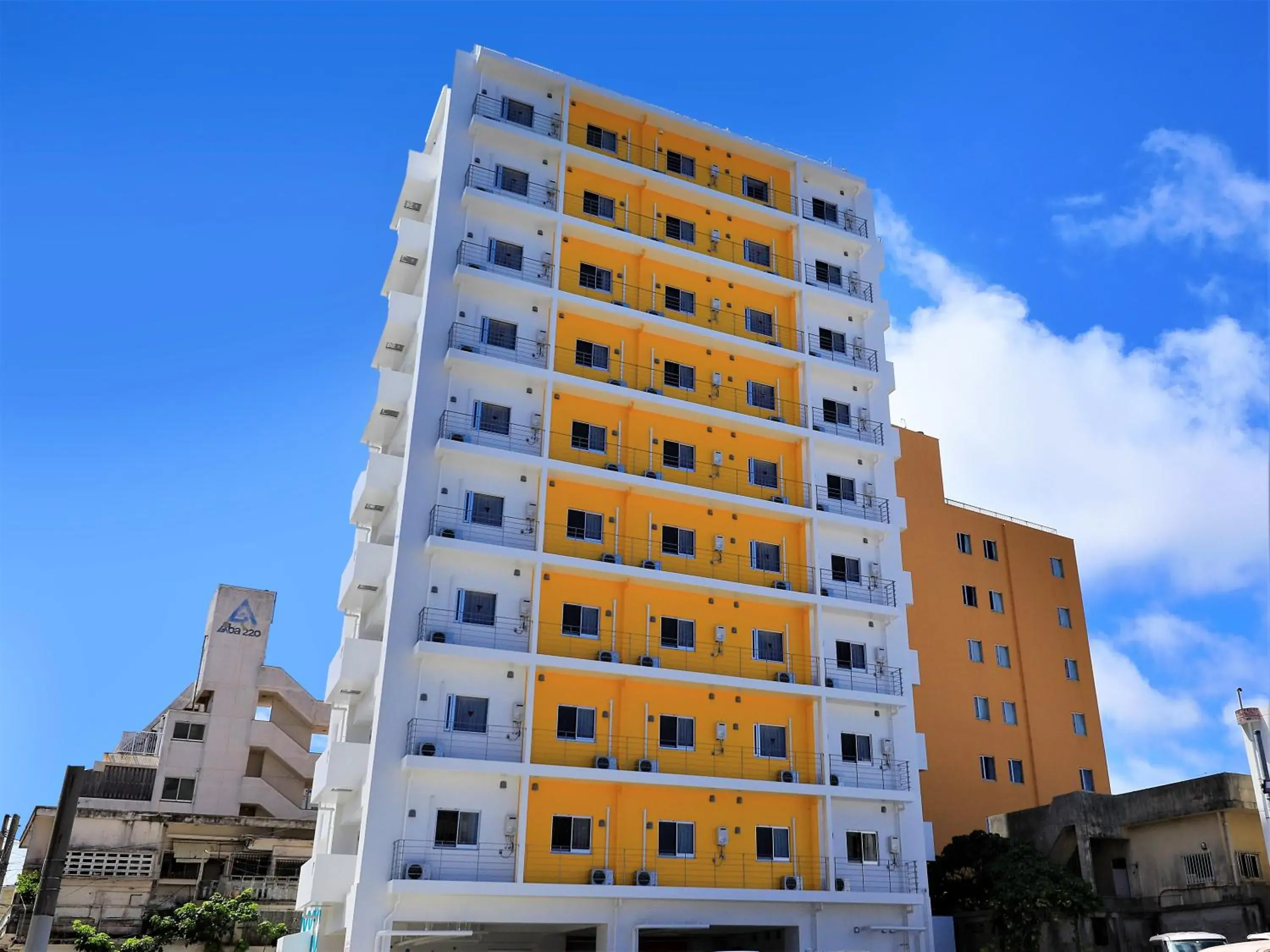 Property building in Central Resort Miyakojima Property building in Central Resort Miyakojima