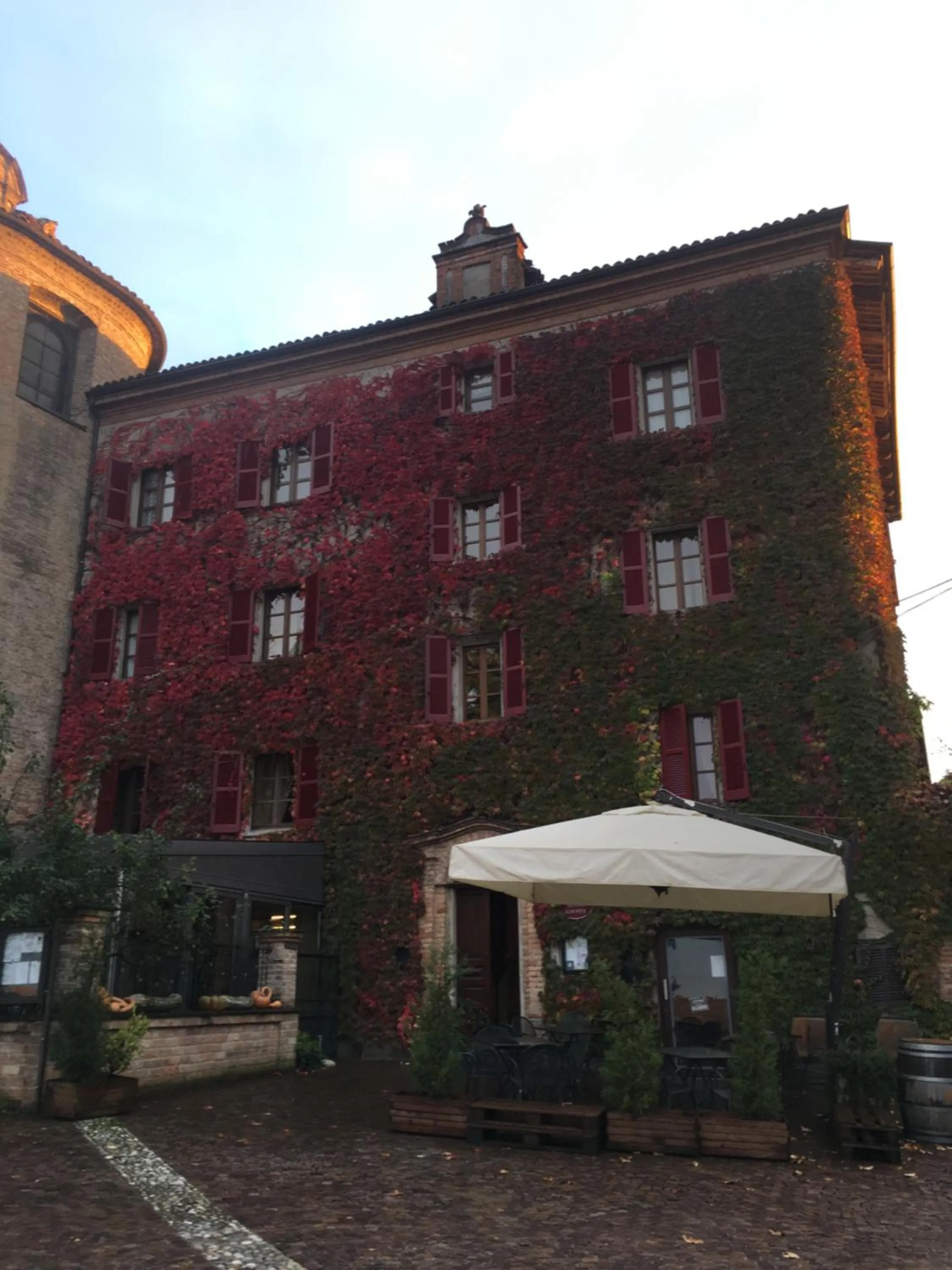 Property building in L'Aromatario