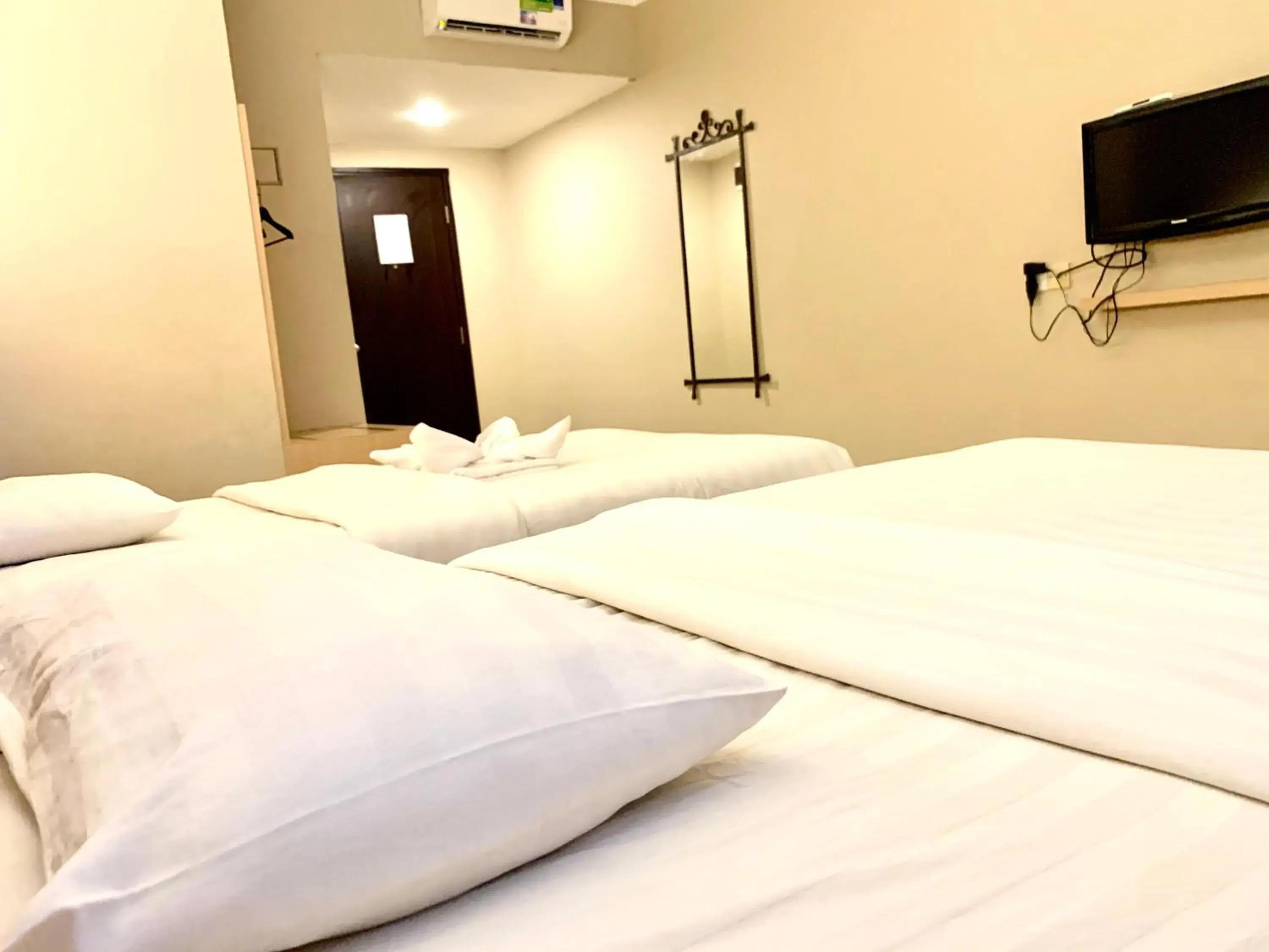 Bed in Sky View Hotel Managed by OS Bed in Sky View Hotel Managed by OS