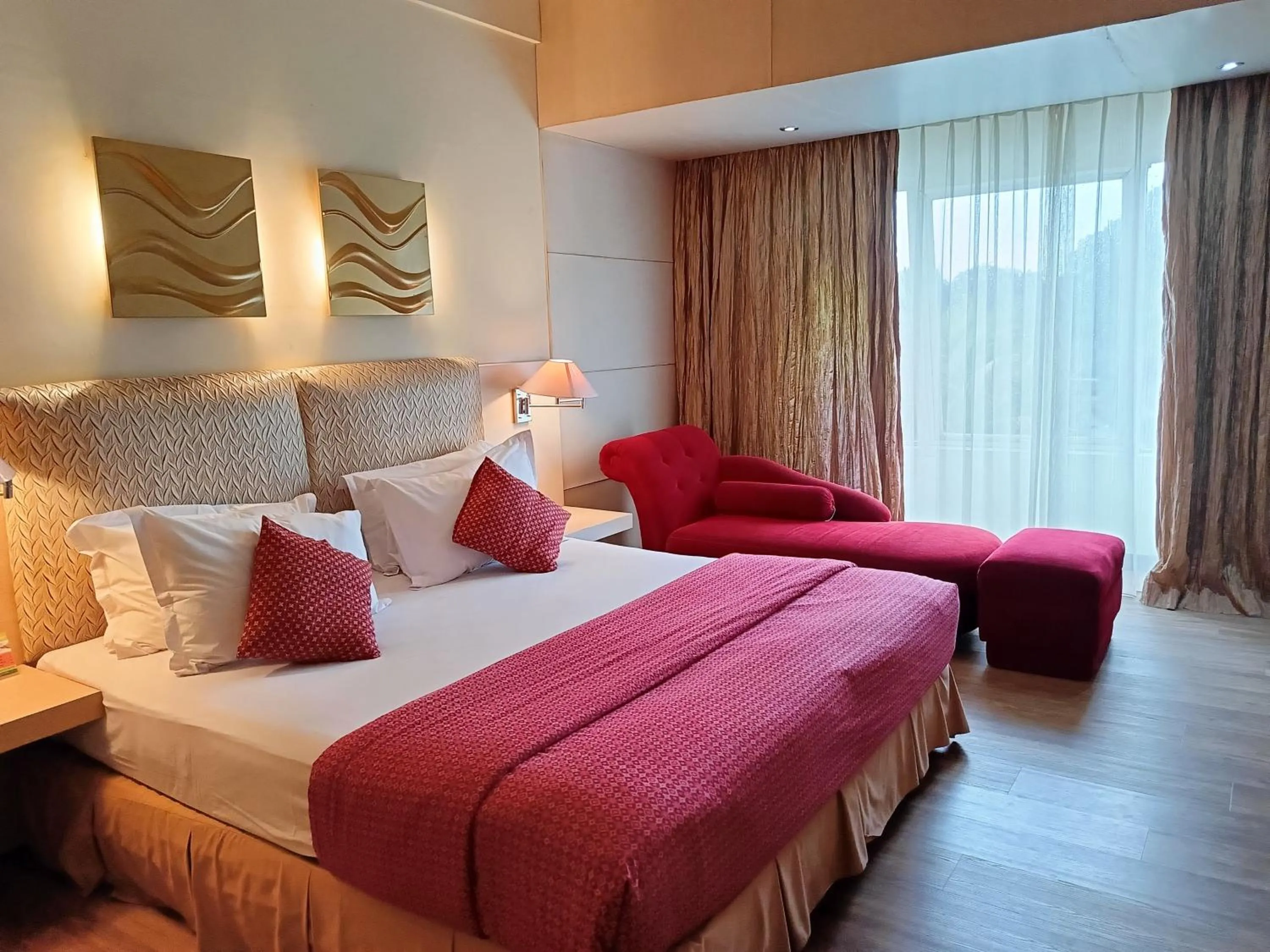 Bed in Lux Tychi Hotel