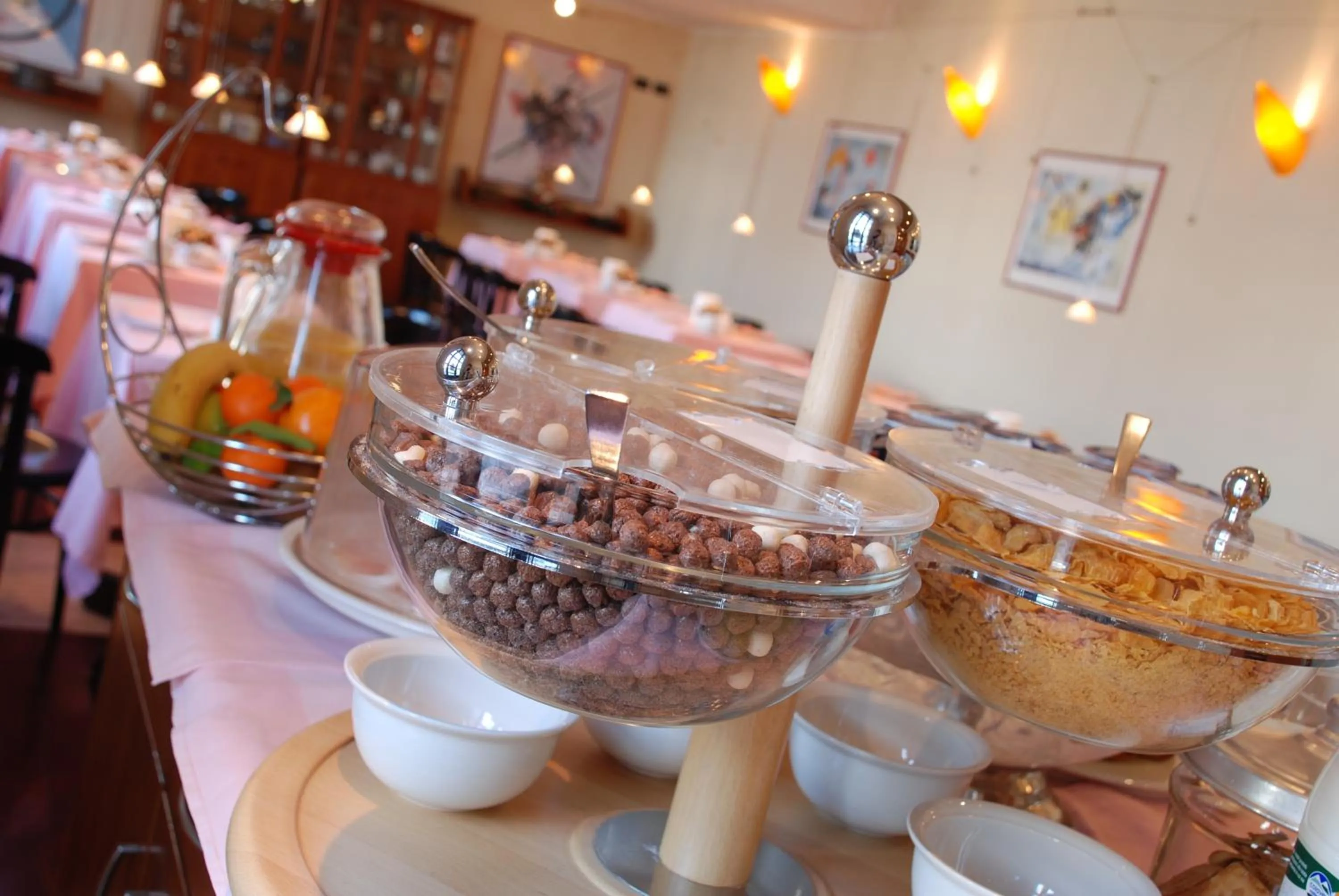 Restaurant/places to eat in Hotel Campelli