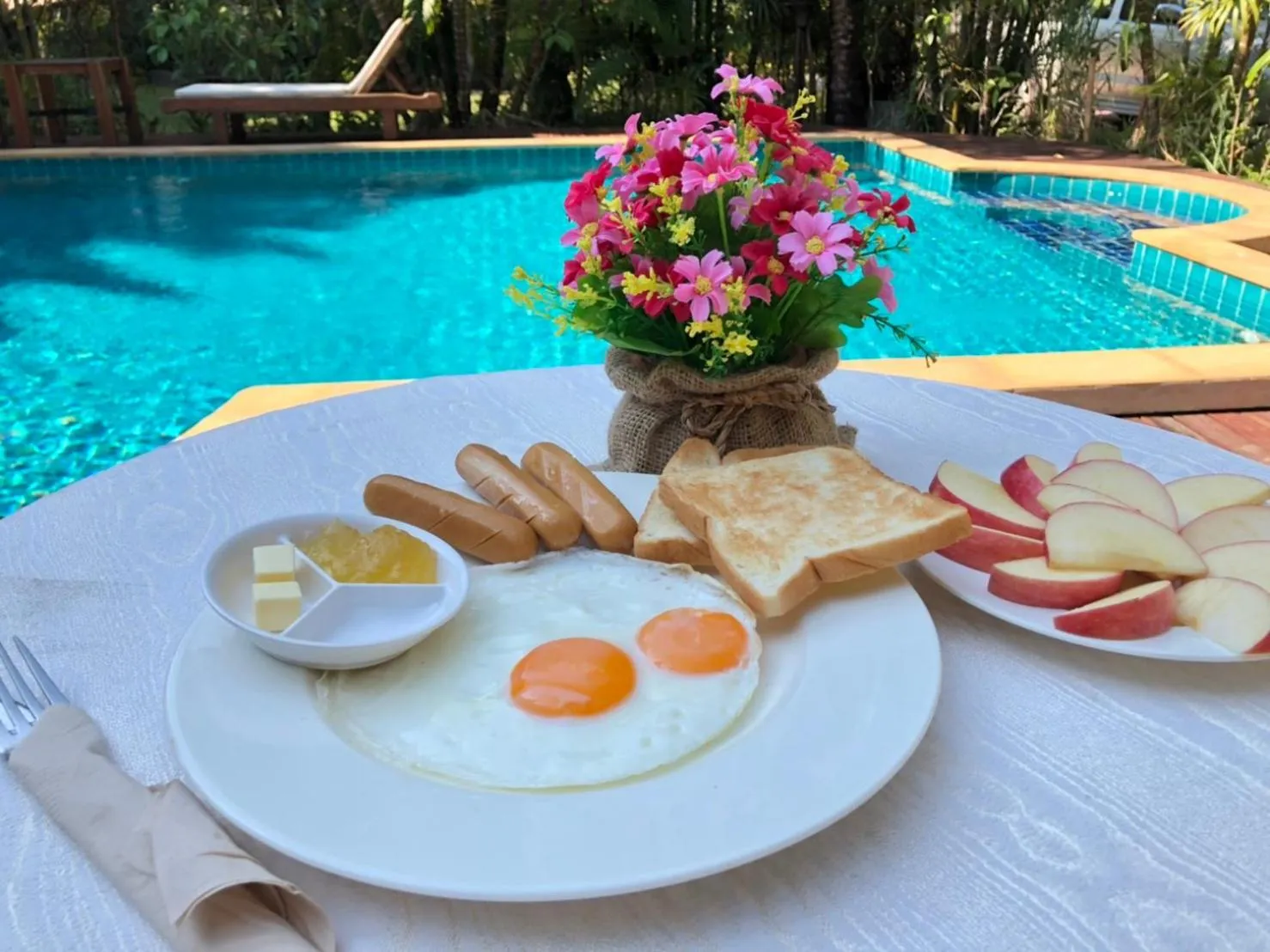 Breakfast in Ruen Ariya Resort