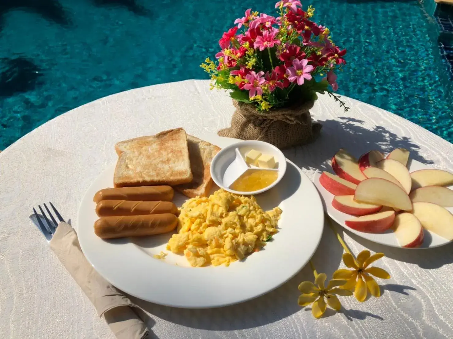 Breakfast in Ruen Ariya Resort Breakfast in Ruen Ariya Resort