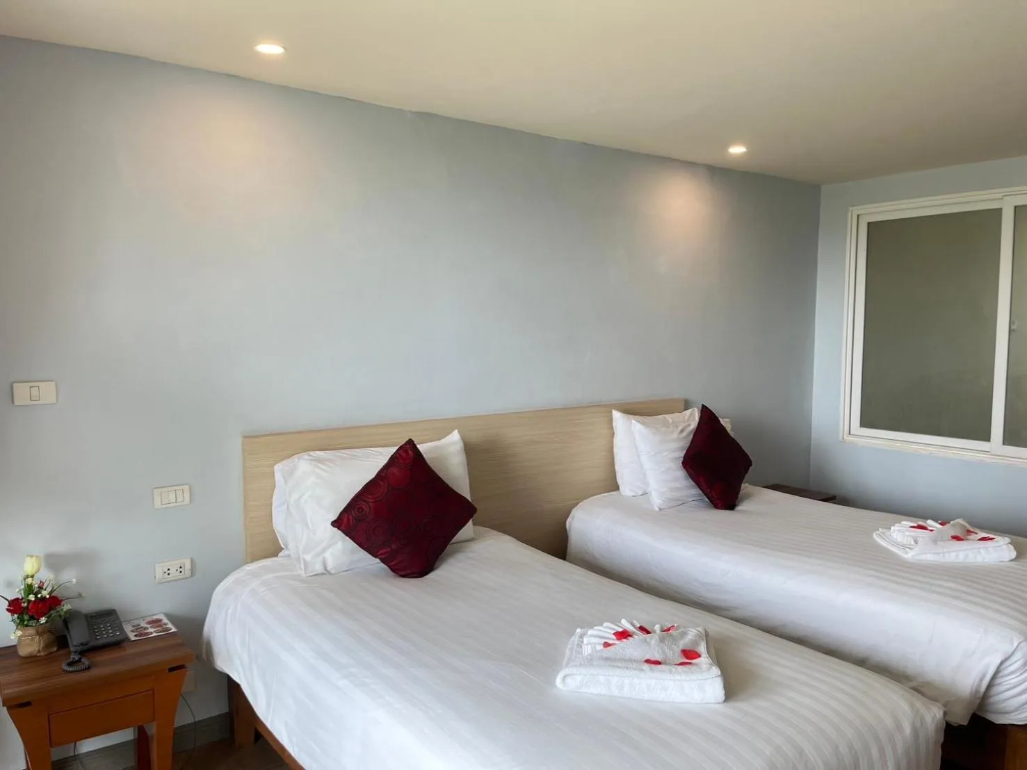 Bed in Saisawan Beach Luxury Hotel