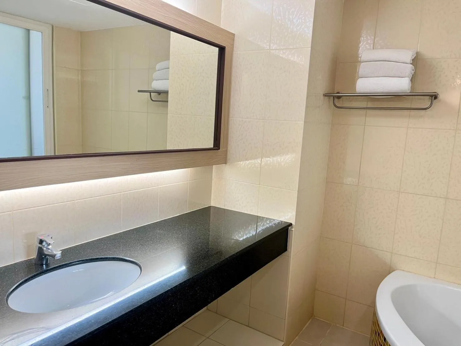 Bathroom in Saisawan Beach Luxury Hotel