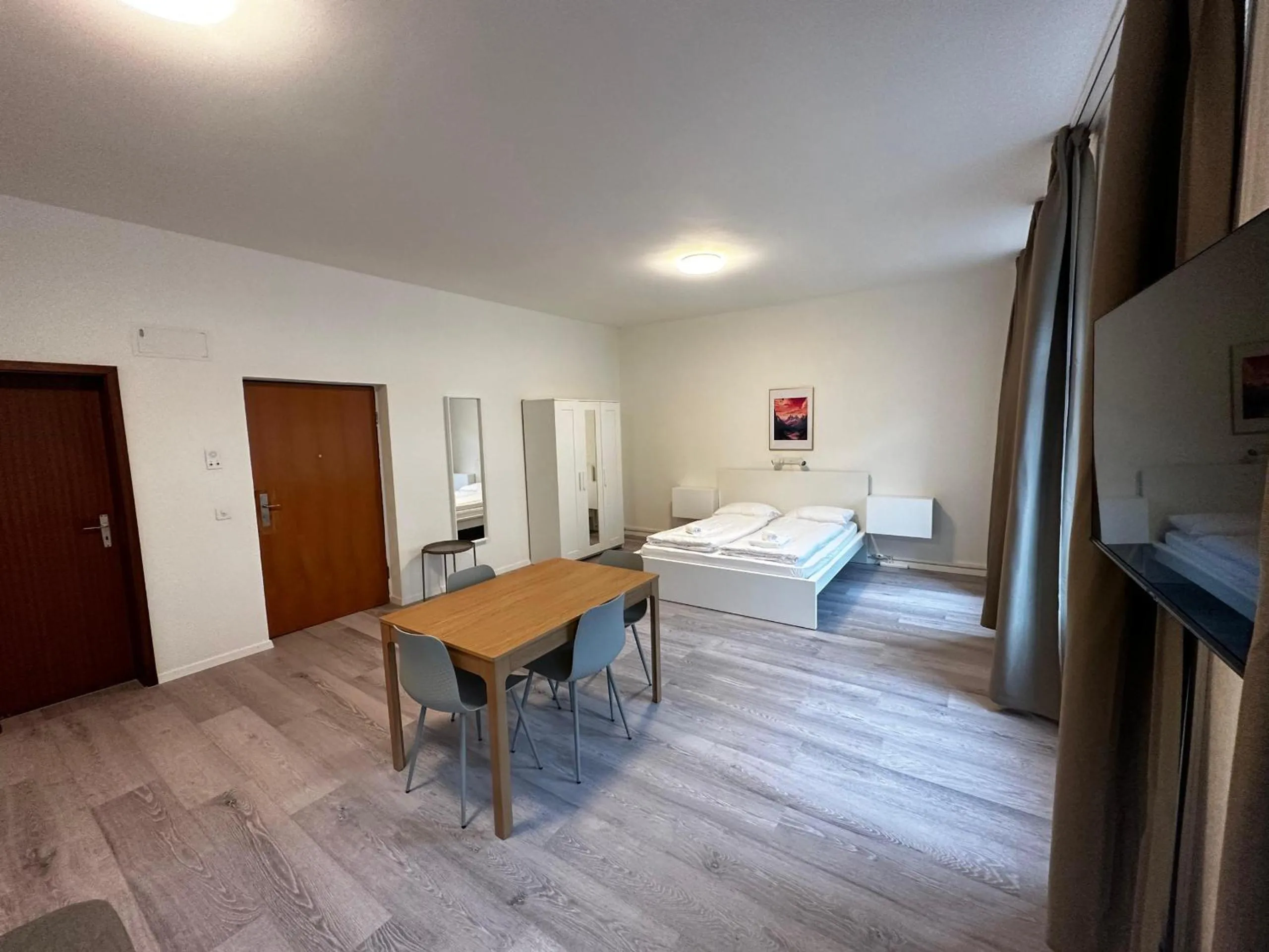 Bed in HITrental Seefeld - Kreuzstrasse Apartments
