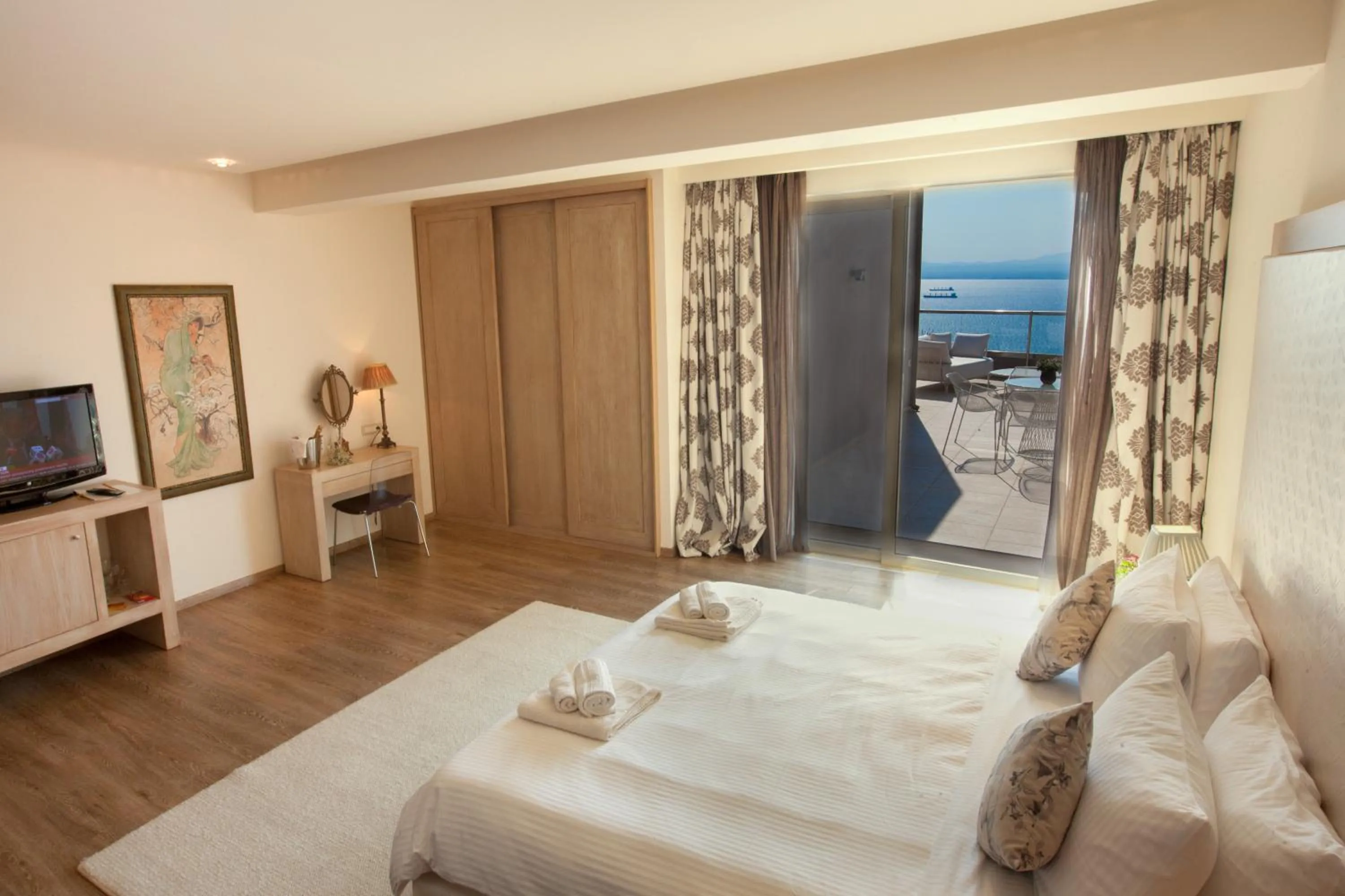 Day, Bed in Belvedere Hotel