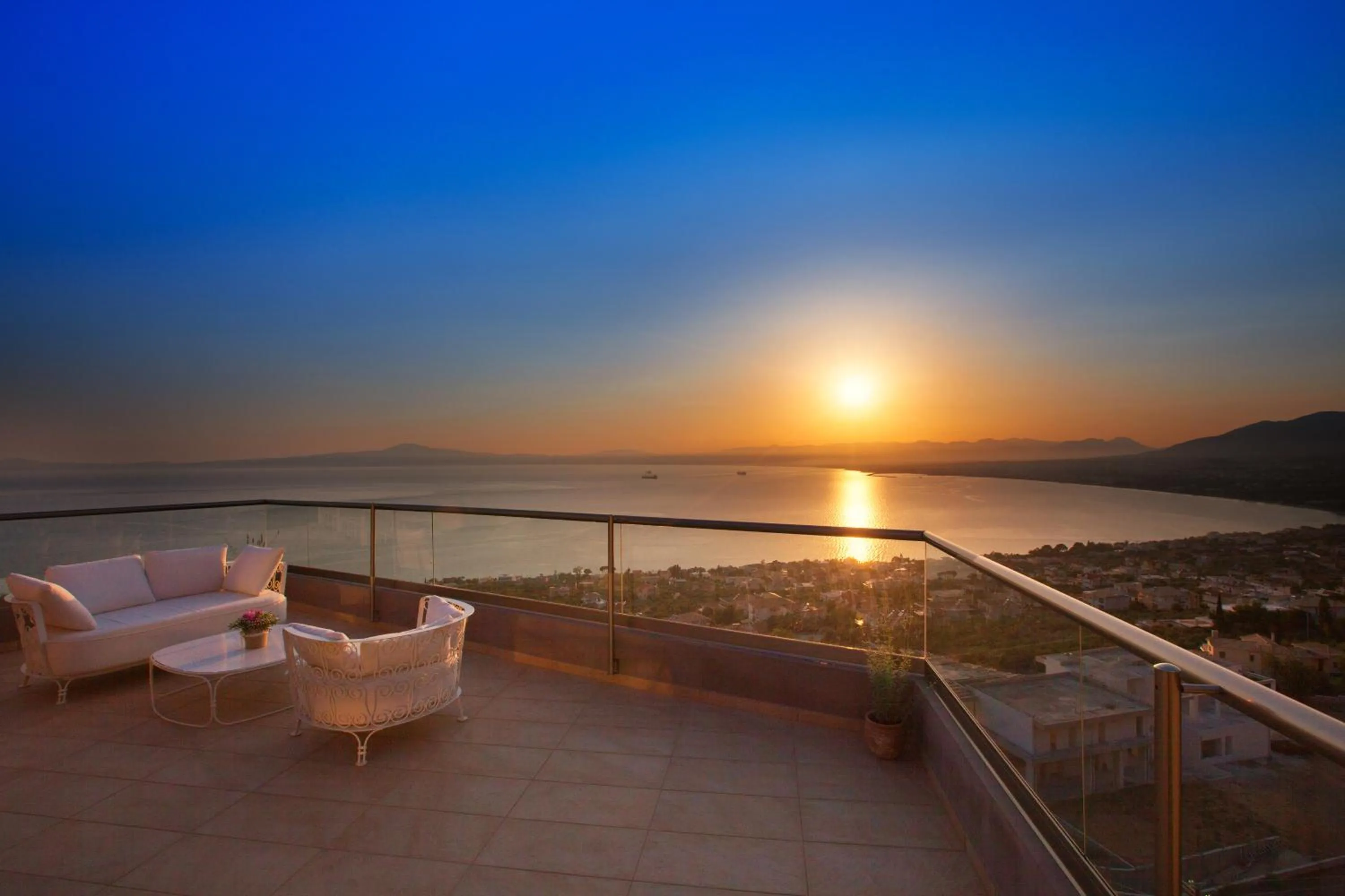 Balcony/Terrace in Belvedere Hotel