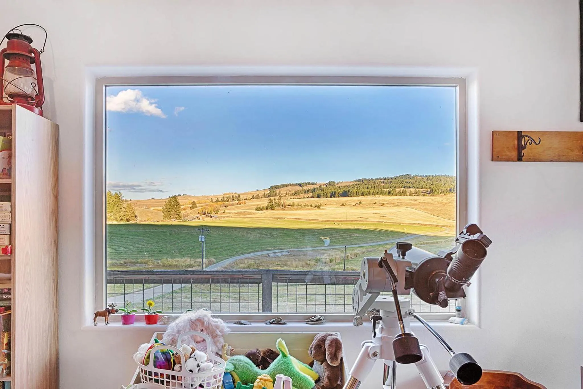 Lobby or reception in Frontier Cabin