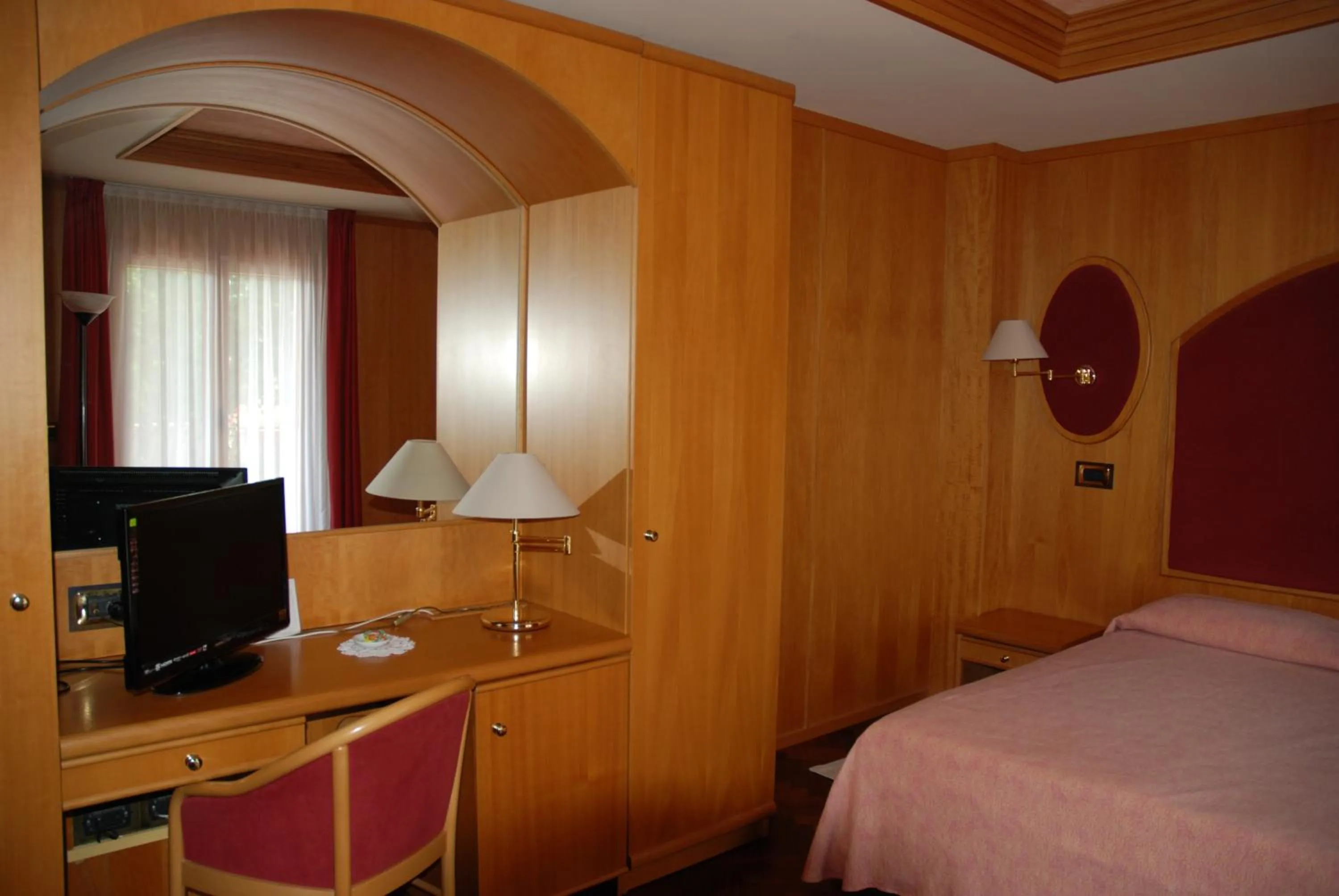 Bedroom, Bed in Al Giardino