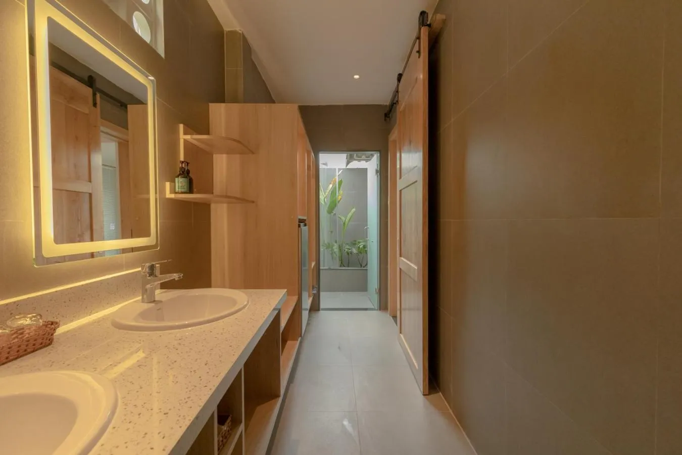 Bathroom in Tây Tiến Bungalow