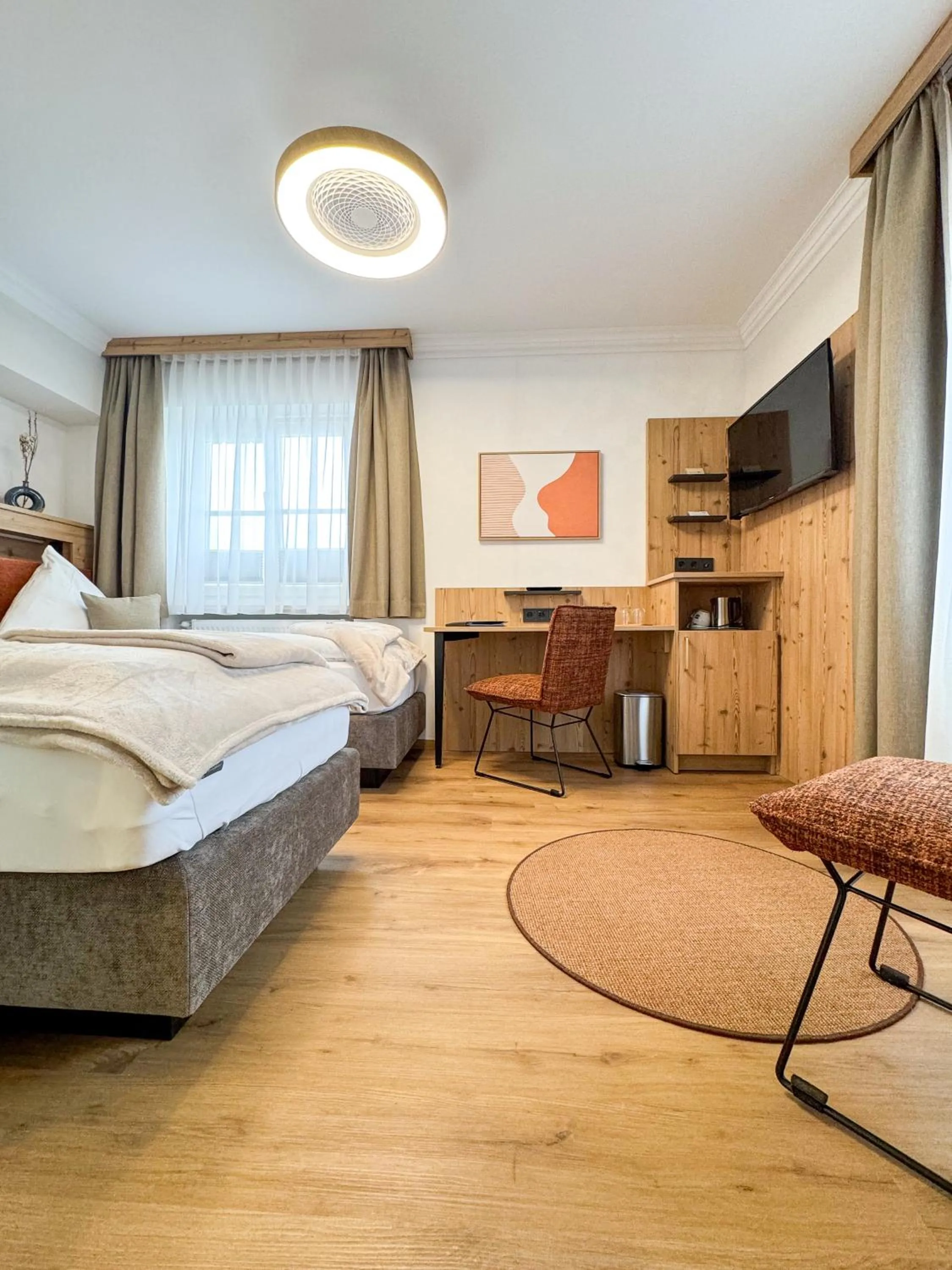 Photo of the whole room, Bed in Hotel Schlossblick Chiemsee