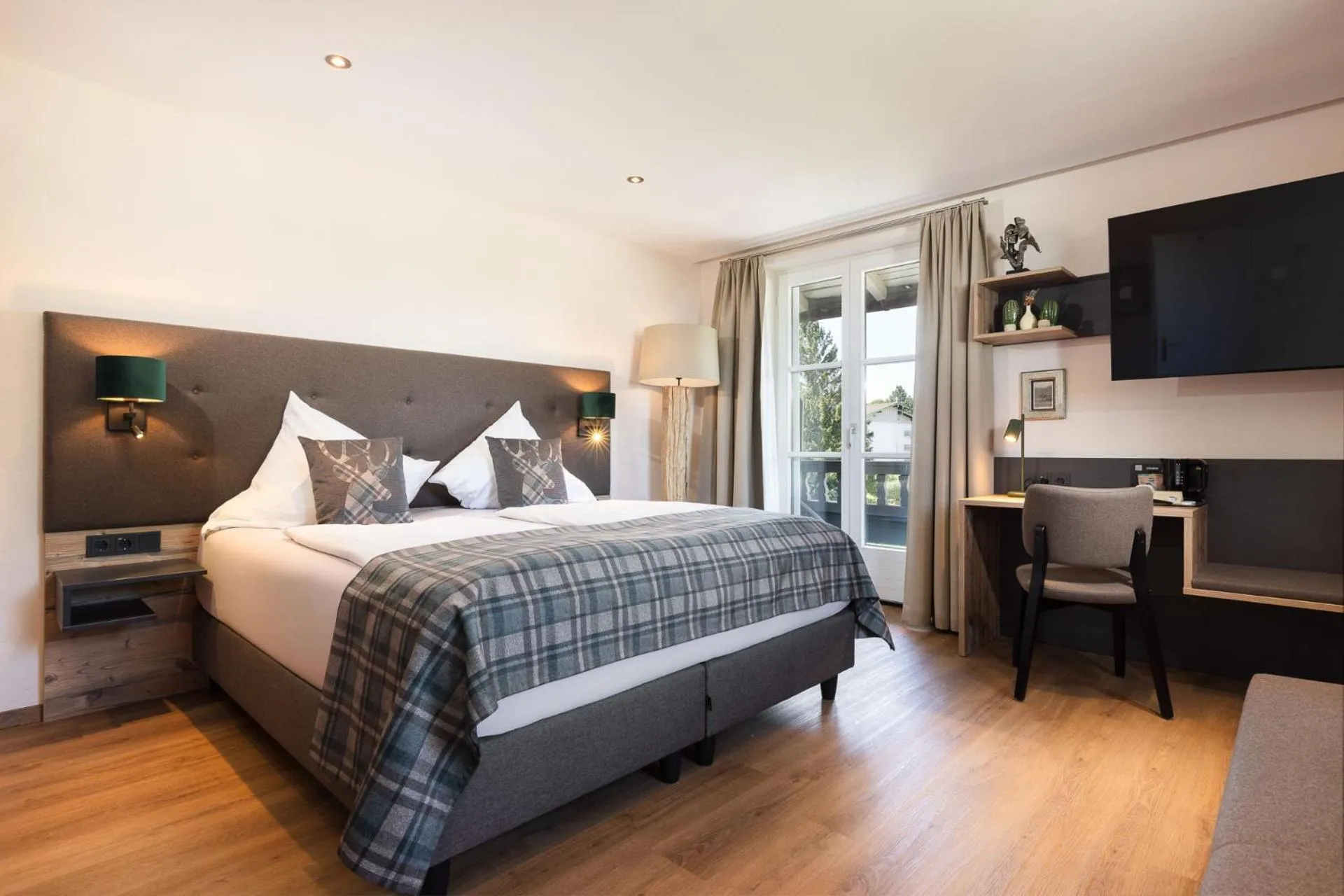 Photo of the whole room, Bed in Hotel Schlossblick Chiemsee