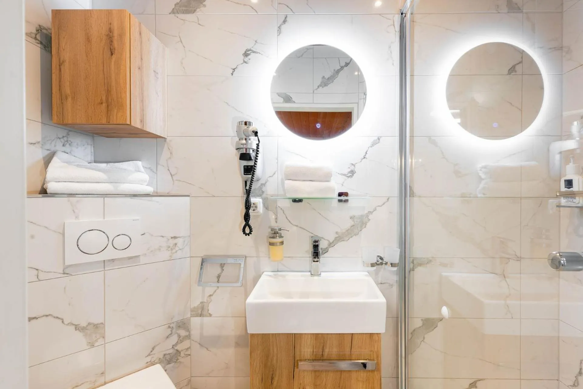 Bathroom in Hotel Schlossblick Chiemsee