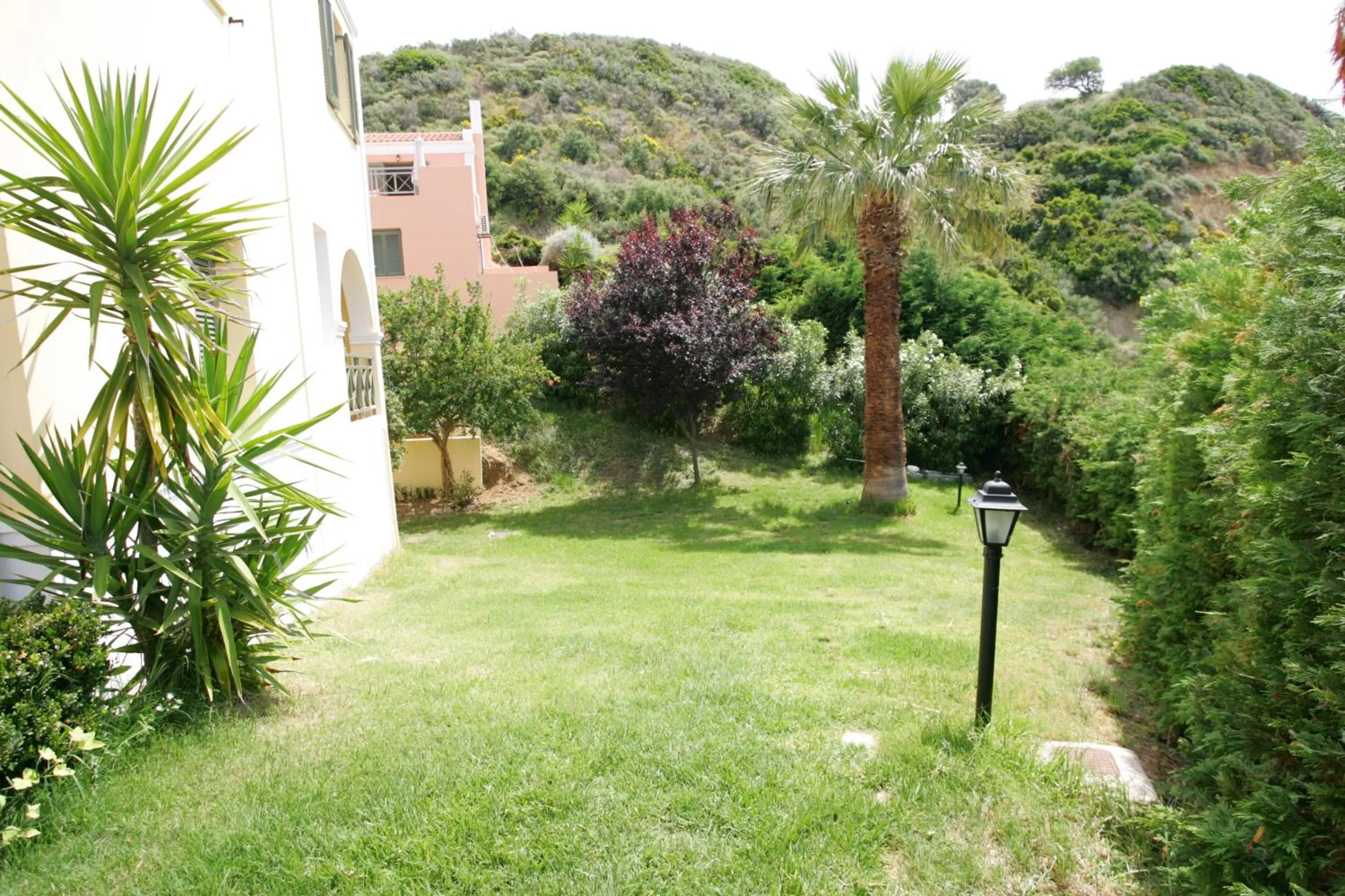 Garden in Mounda Beach Hotel