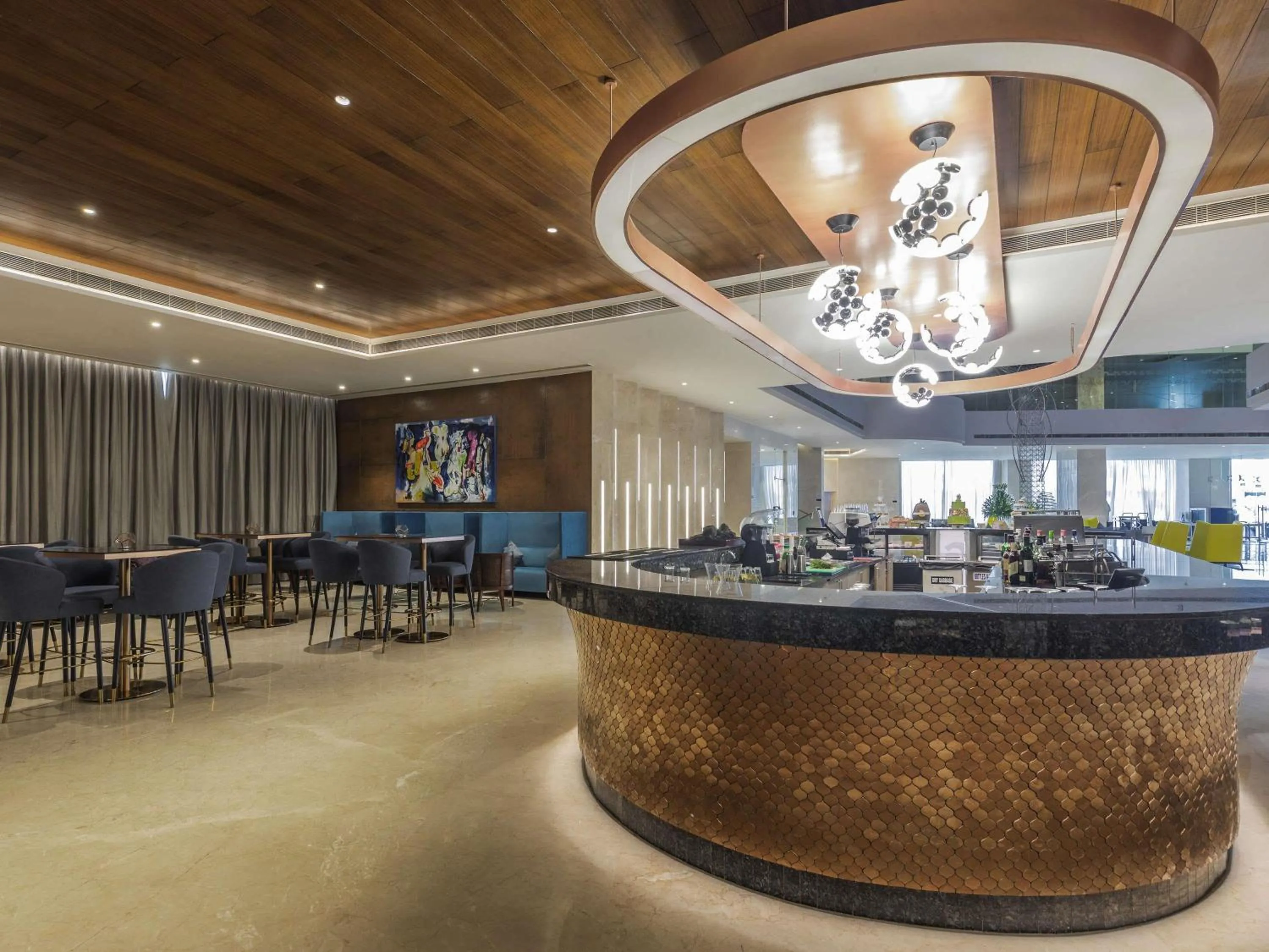 Lounge or bar in Novotel Vijayawada Varun