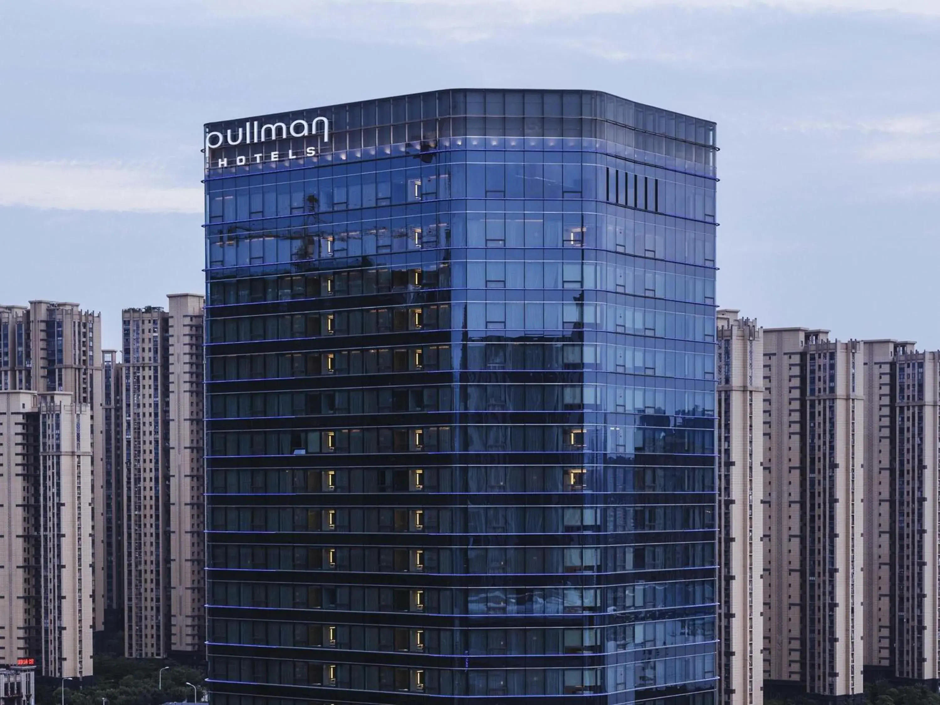 Property building in Pullman Fuzhou Tahoe Property building in Pullman Fuzhou Tahoe